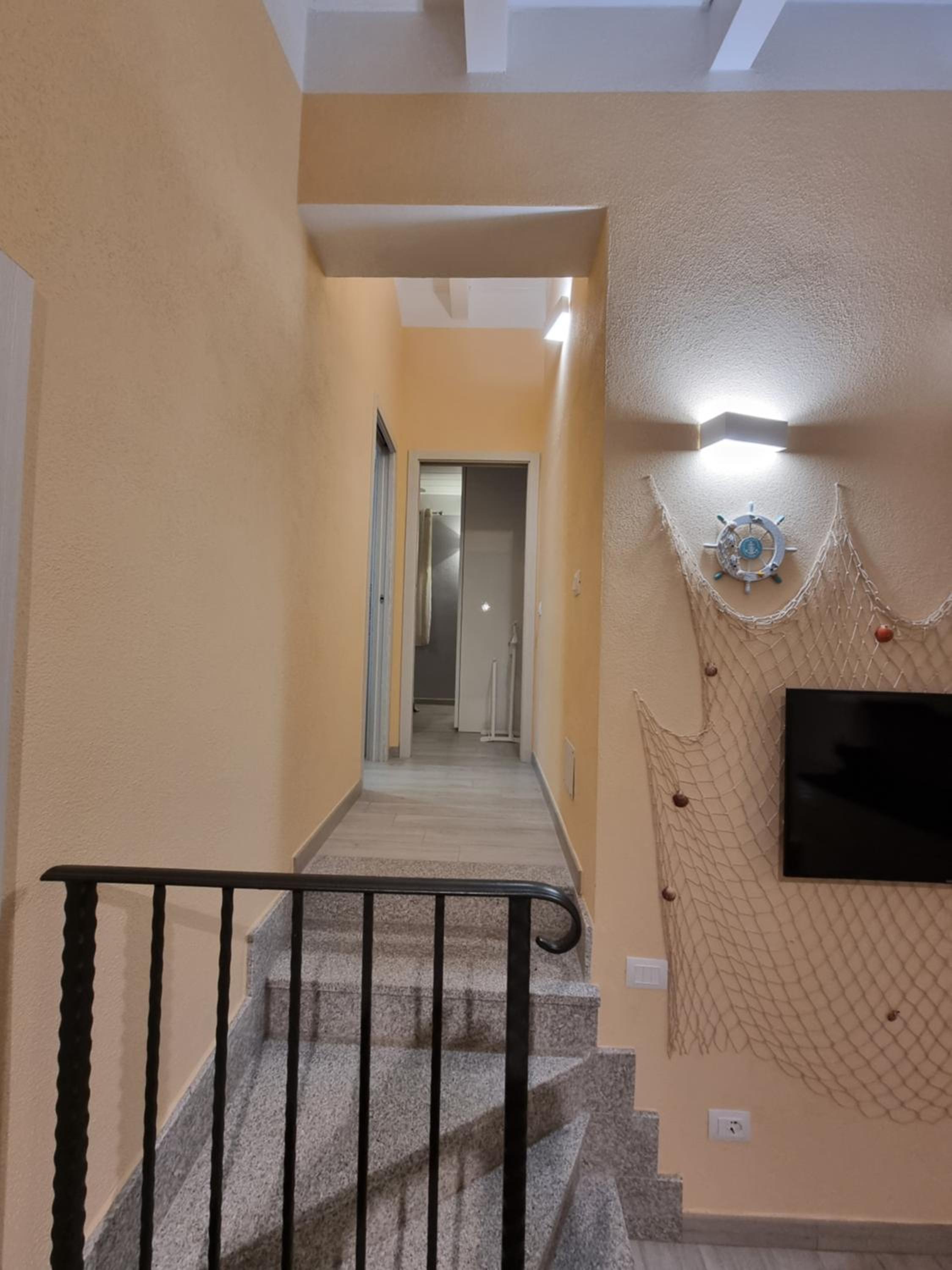 Two-Bedroom Deluxe Apartment with Balcony photo 1