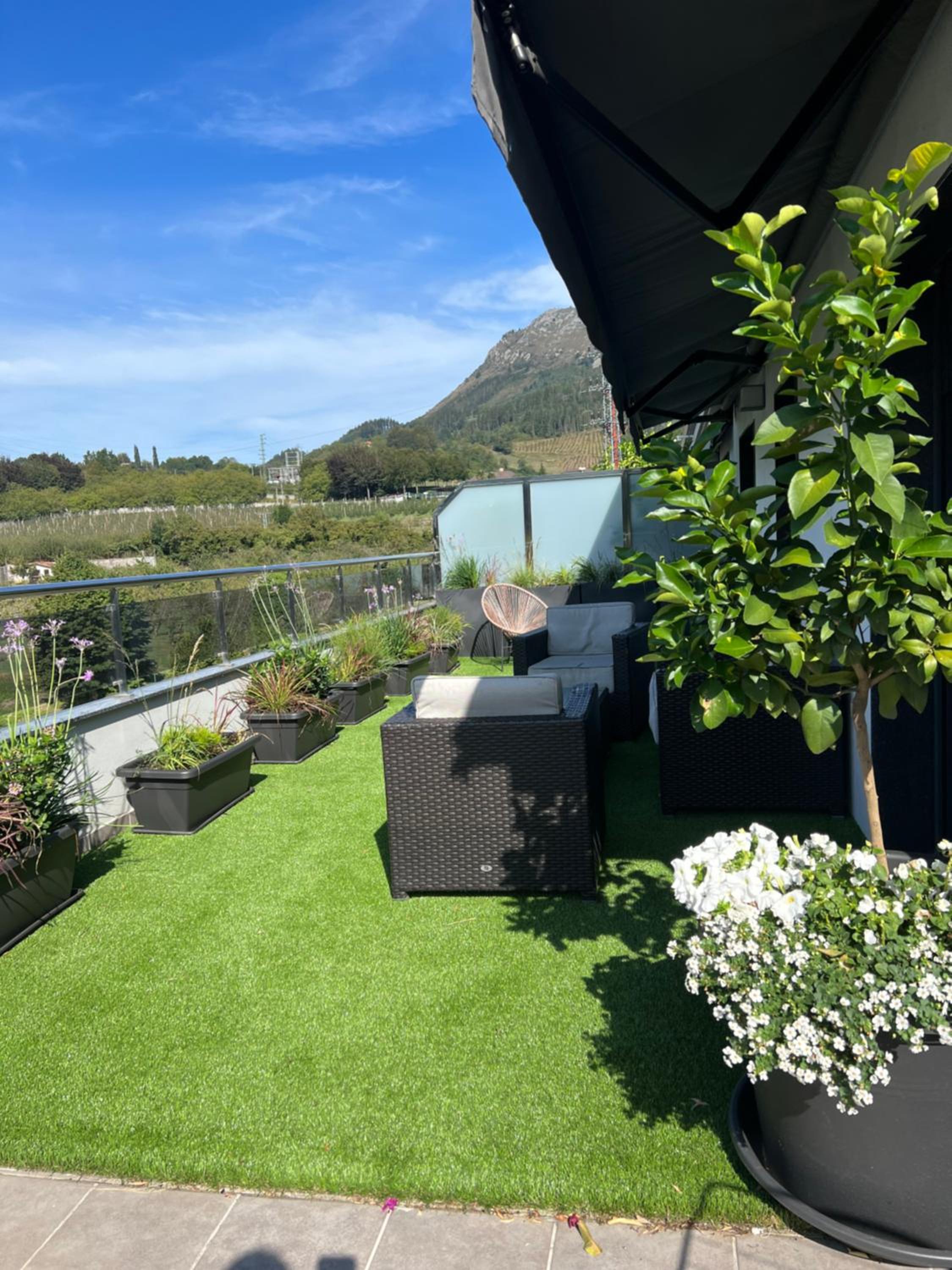 Apartment with Garden View - Photo 42
