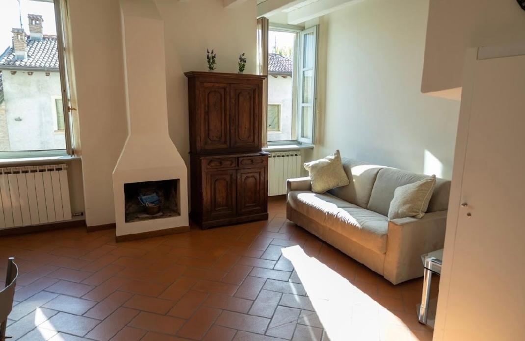 One-Bedroom House photo 1