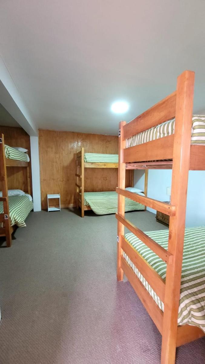 Bed in 6-Bed Mixed Dormitory Room photo 1