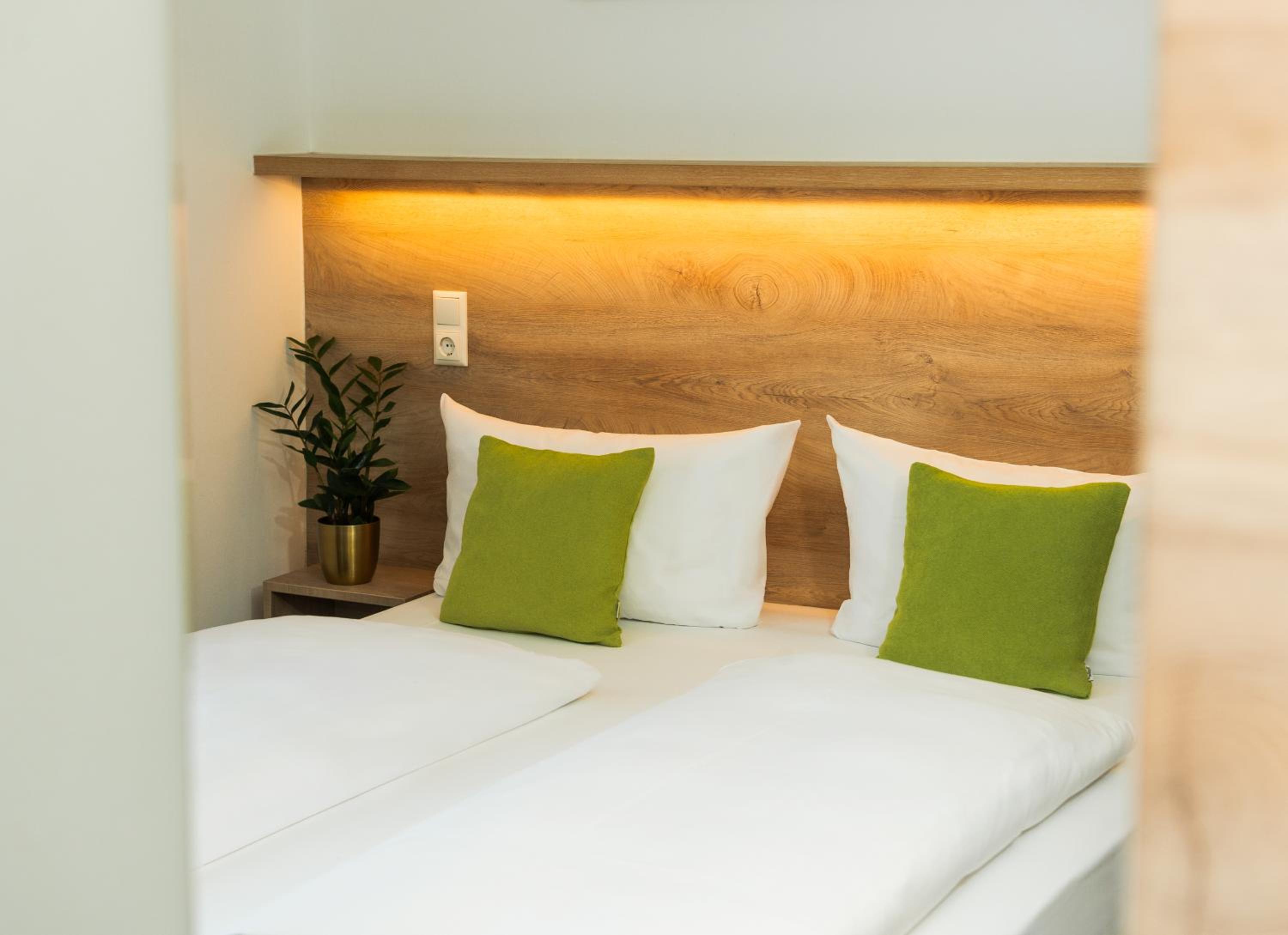 Superior Queen Room