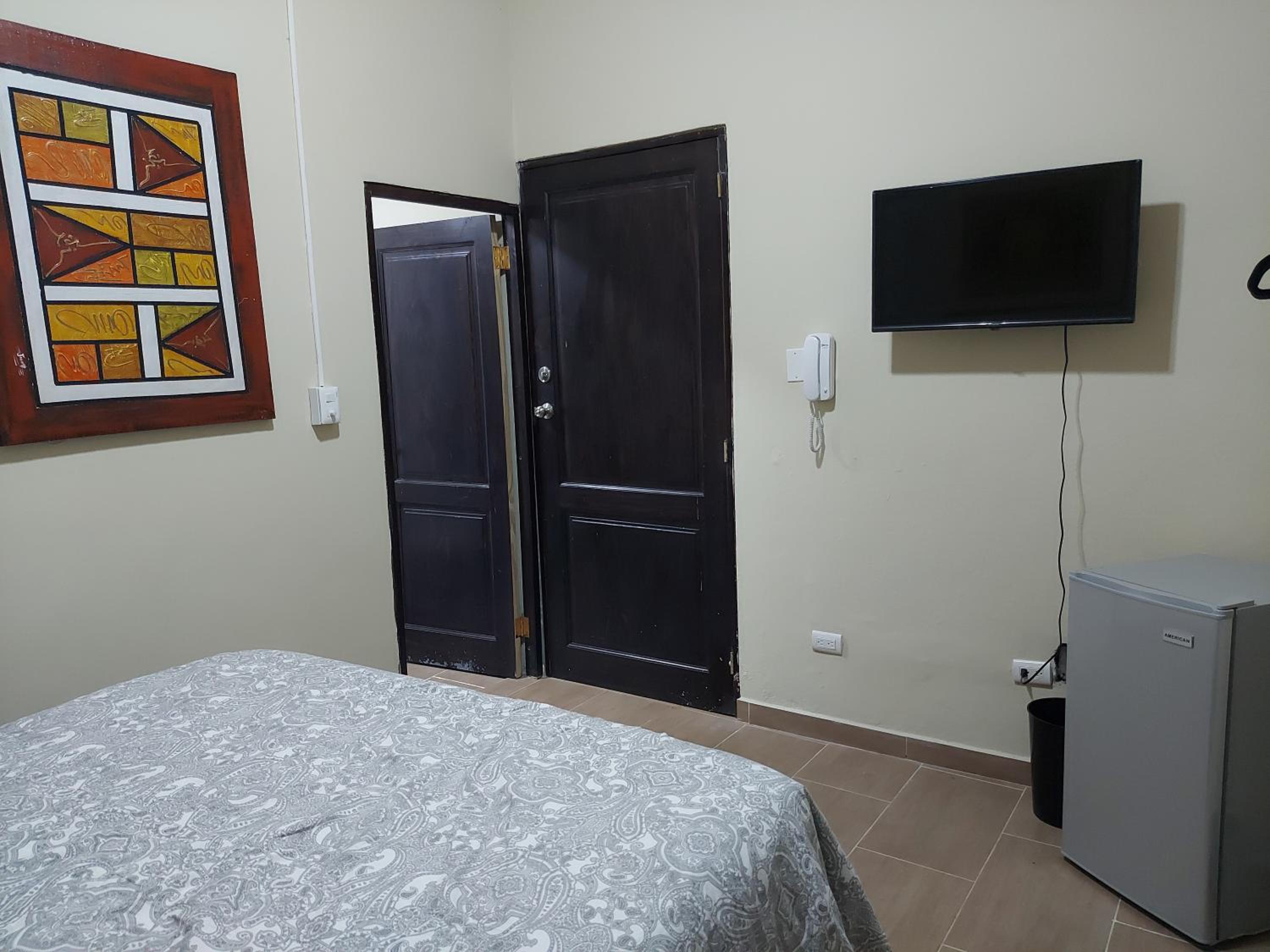 Double Room with Private Bathroom photo 2