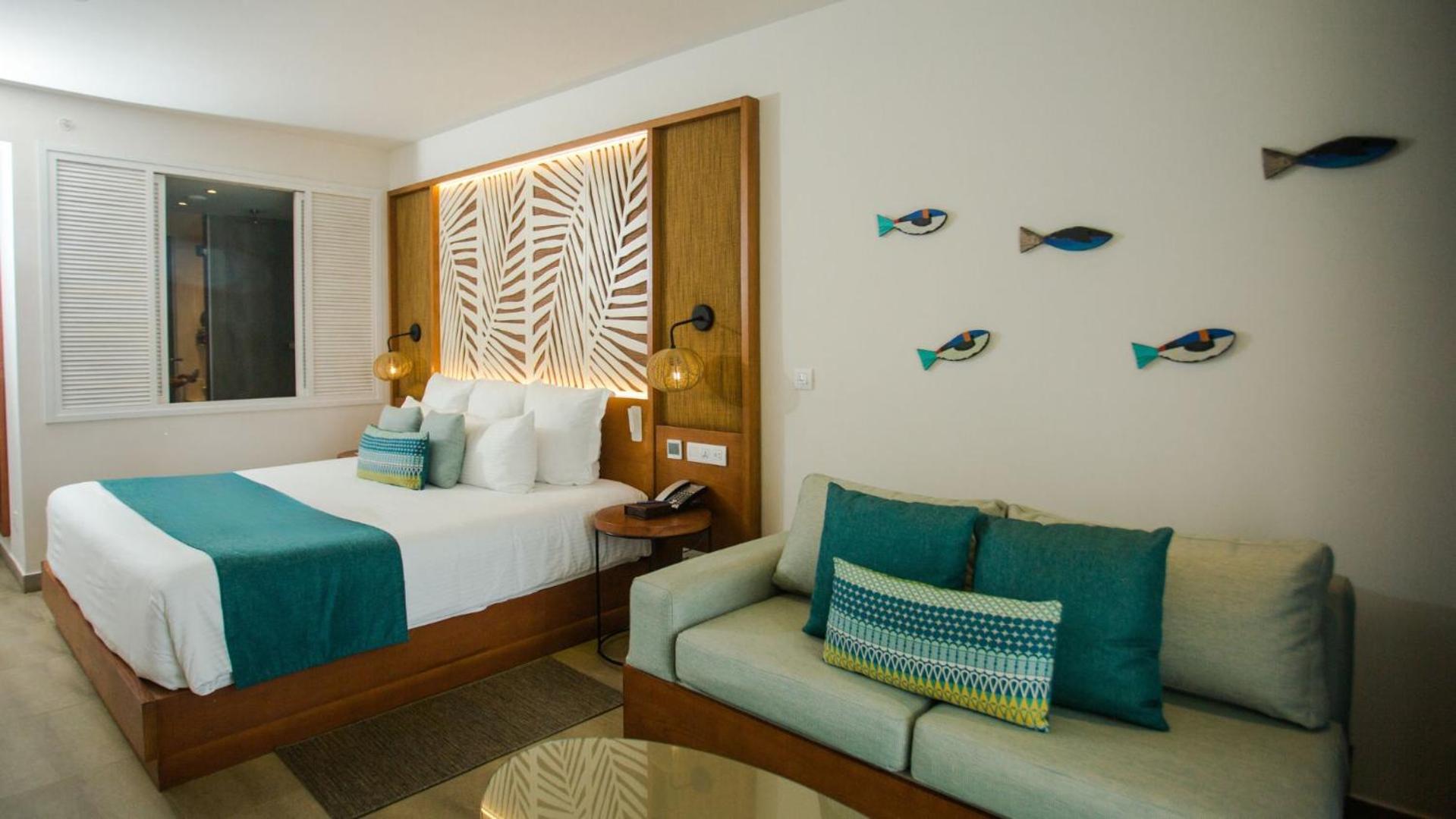 Junior Suite Tropical View King - Photo 2