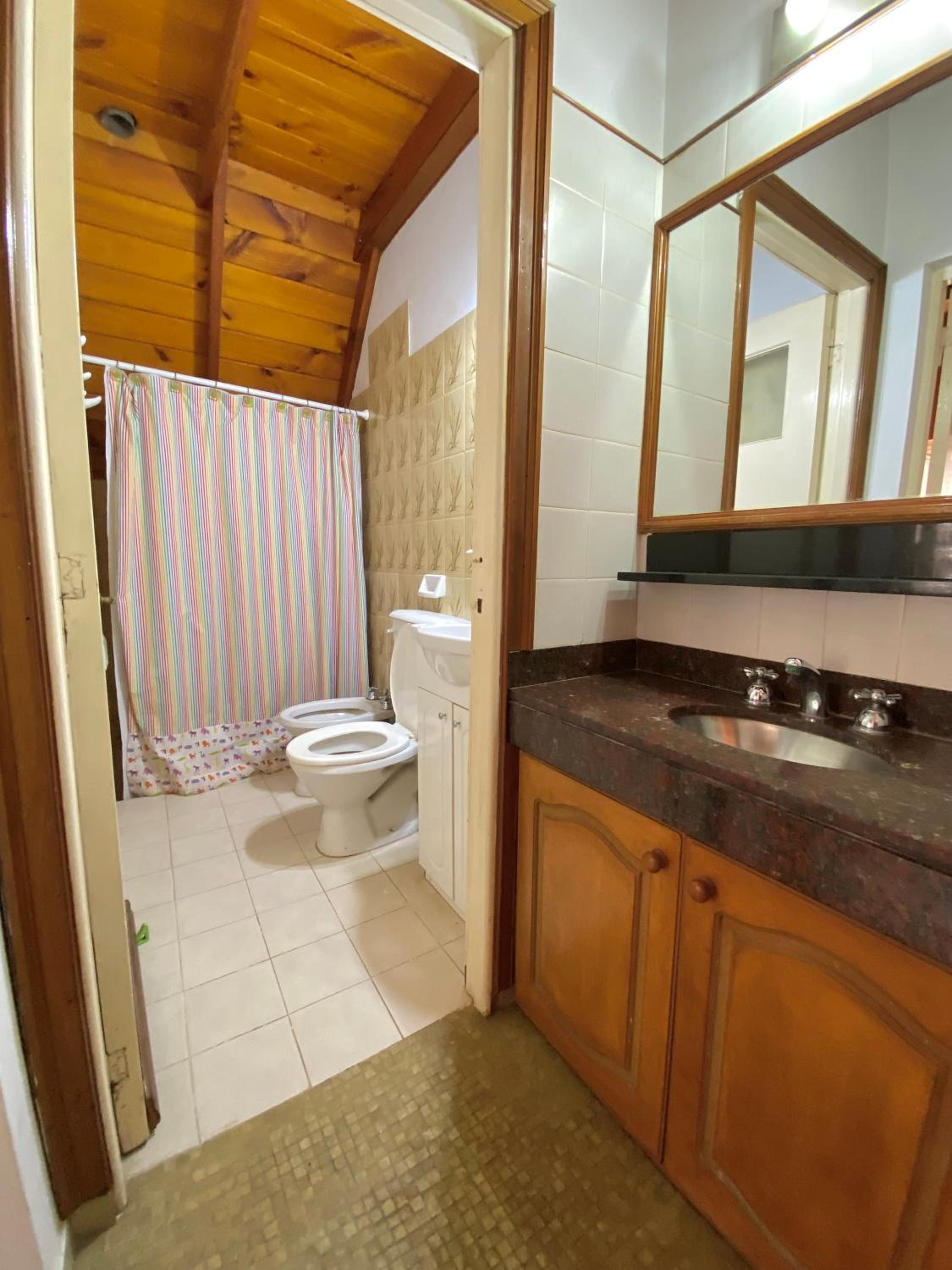 Four-Bedroom House photo 2