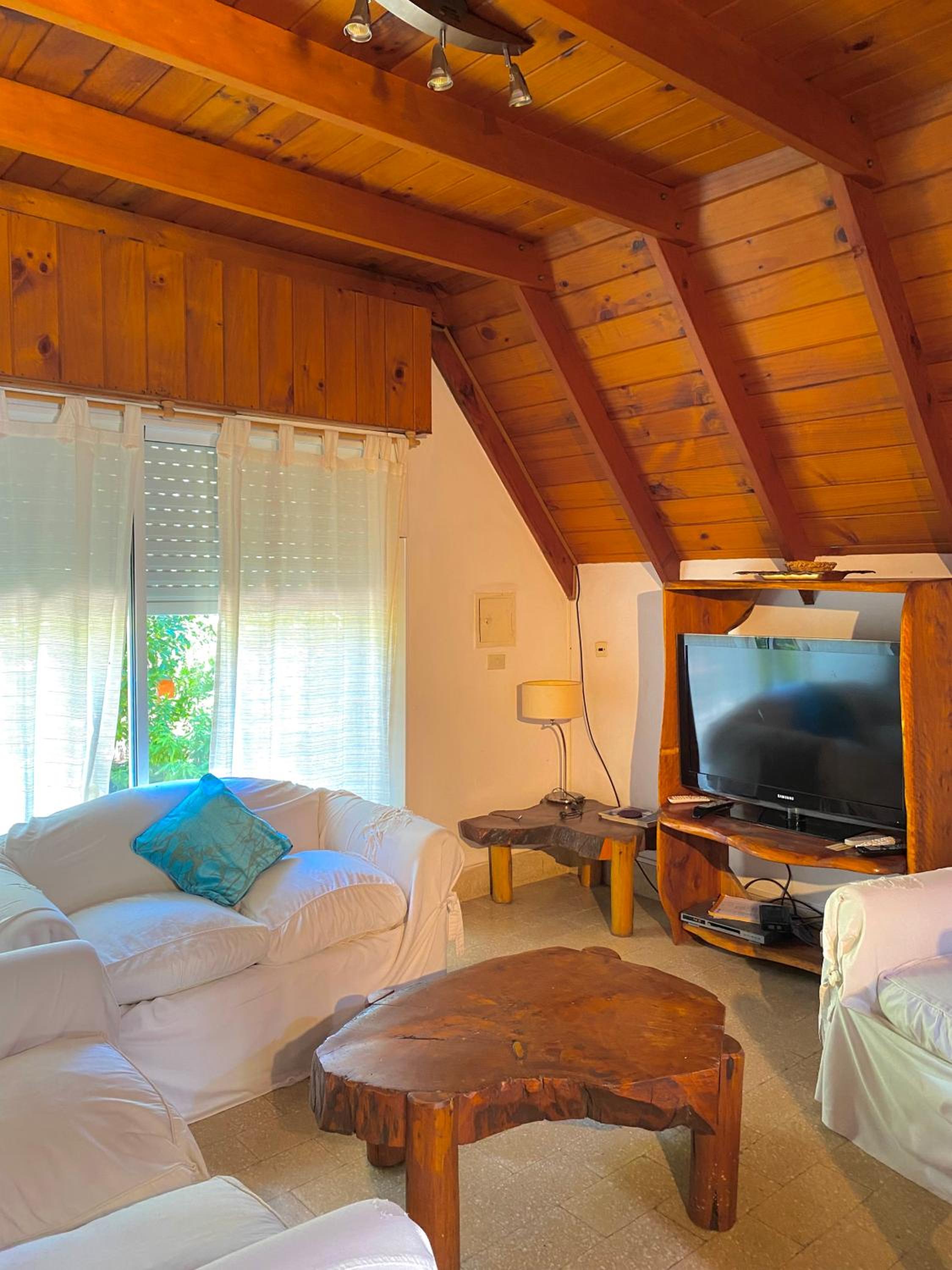 Four-Bedroom House photo 1