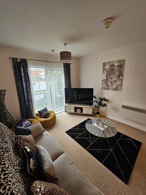 Apartment photo 2
