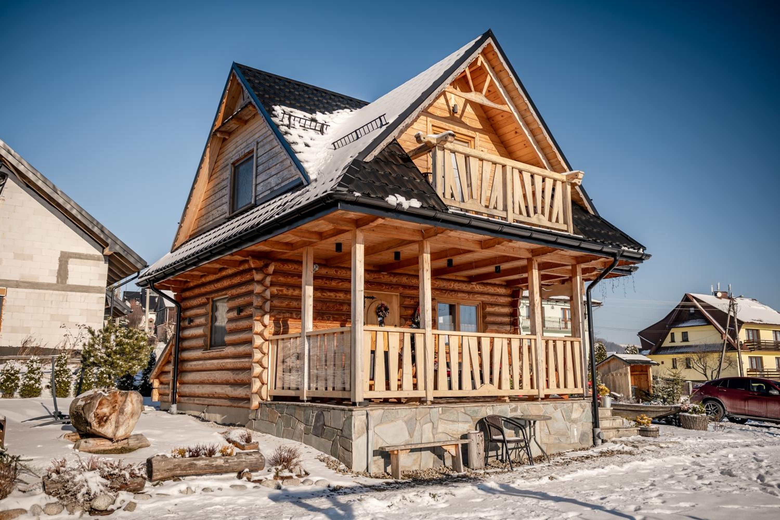 Three-Bedroom Chalet photo 1