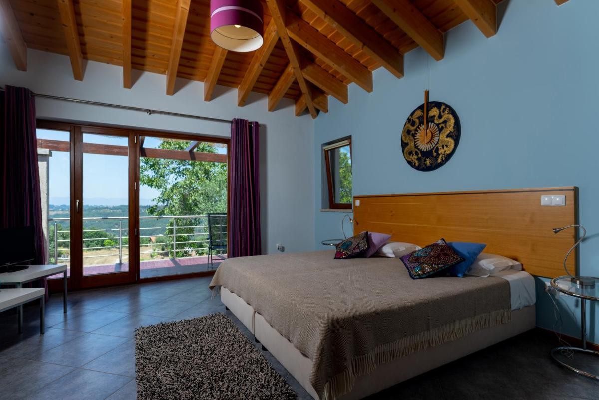 Standard Twin Room - Photo 9