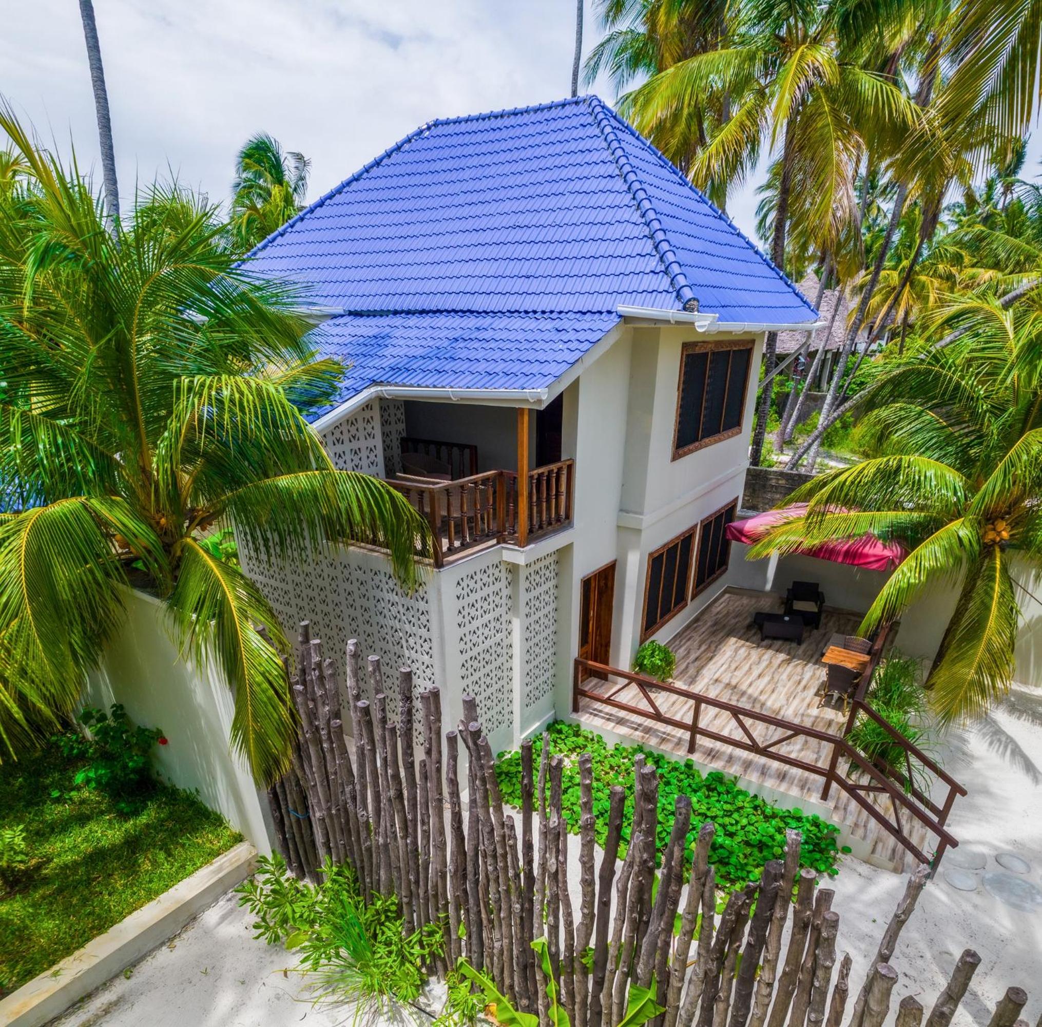 Villa with Sea View - Photo 15