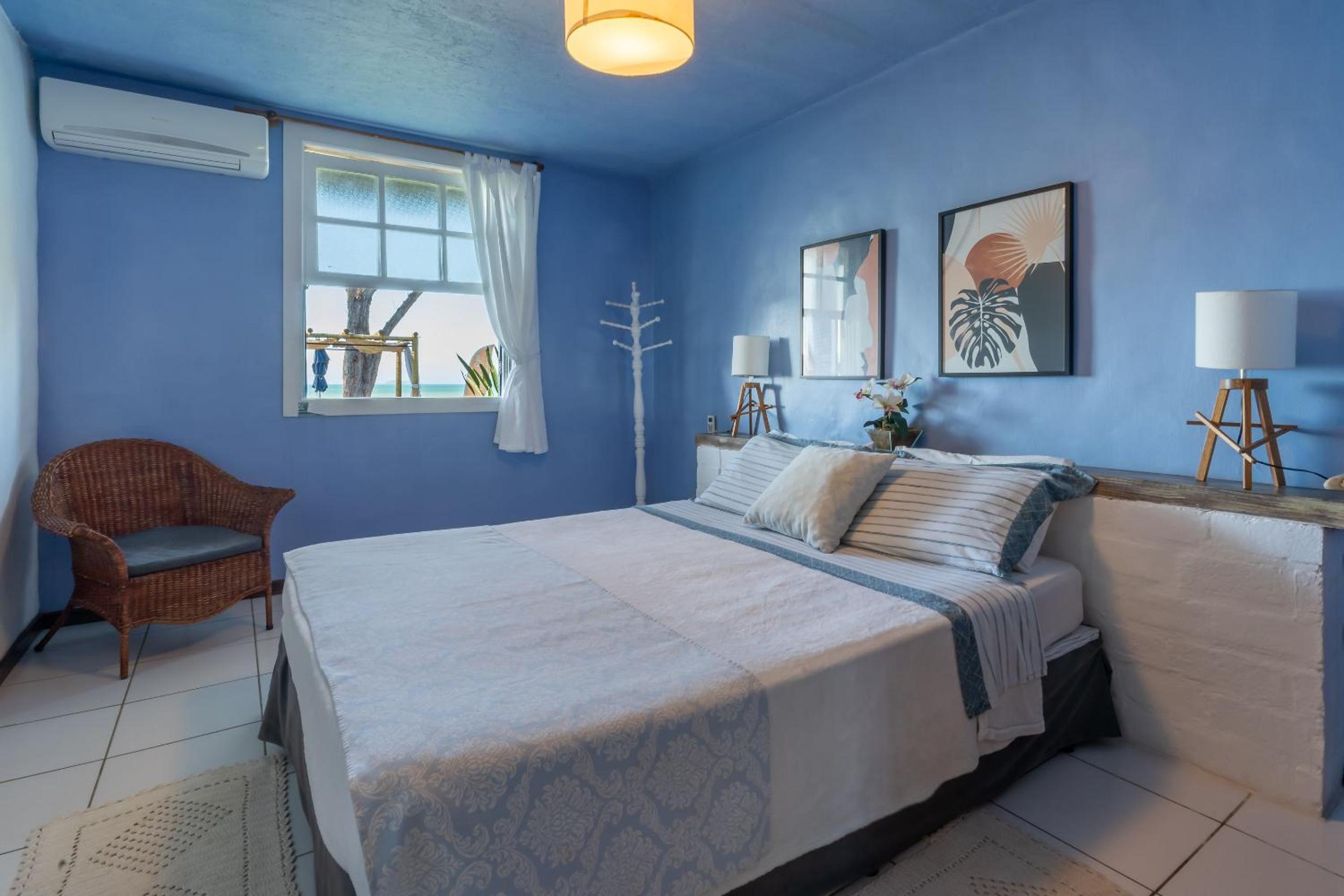Double Room with Sea View - Photo 7