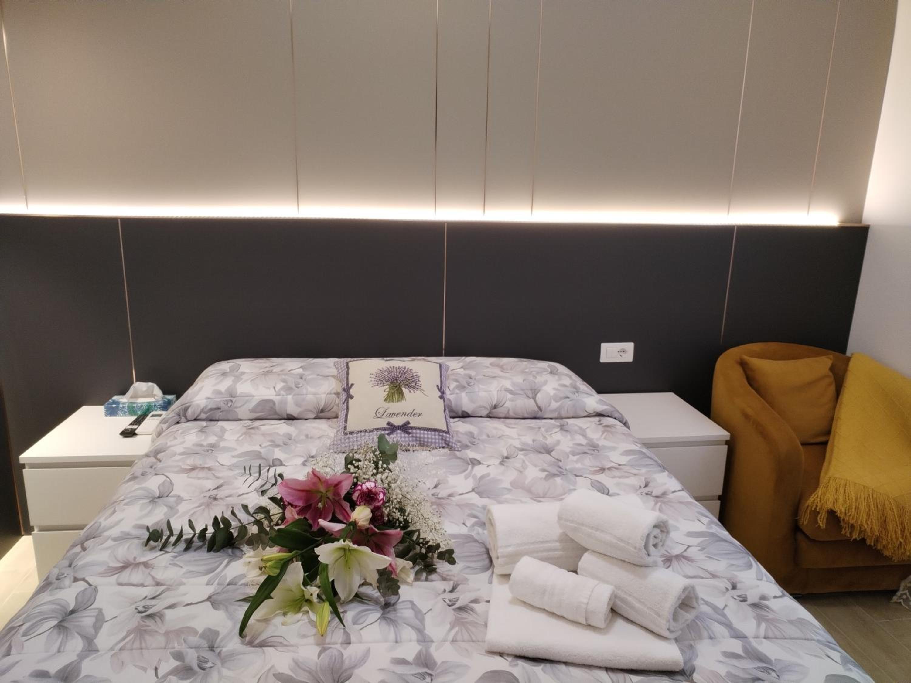 Double Room with Private Bathroom photo 1