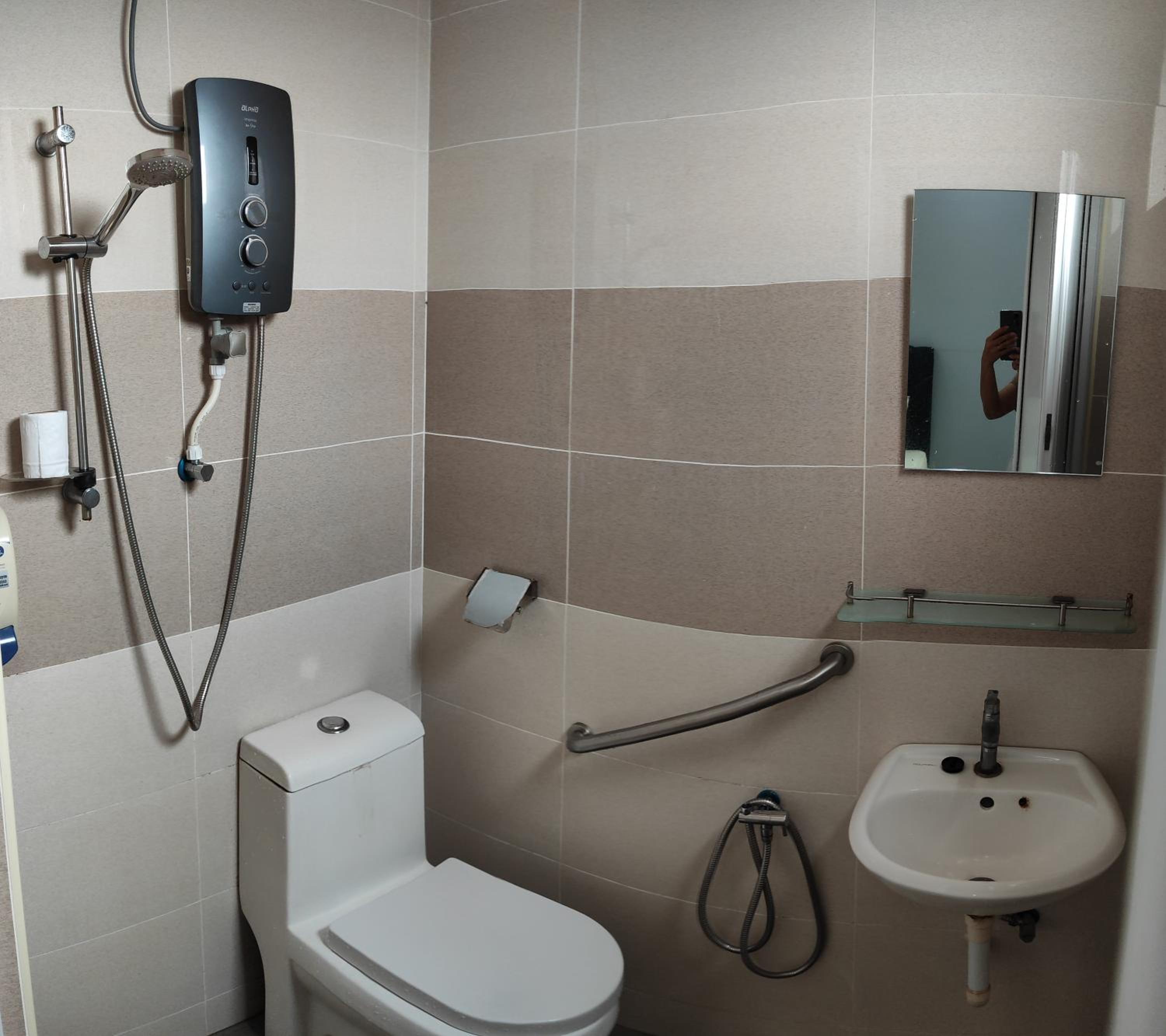 Triple Room with Private Bathroom photo 2