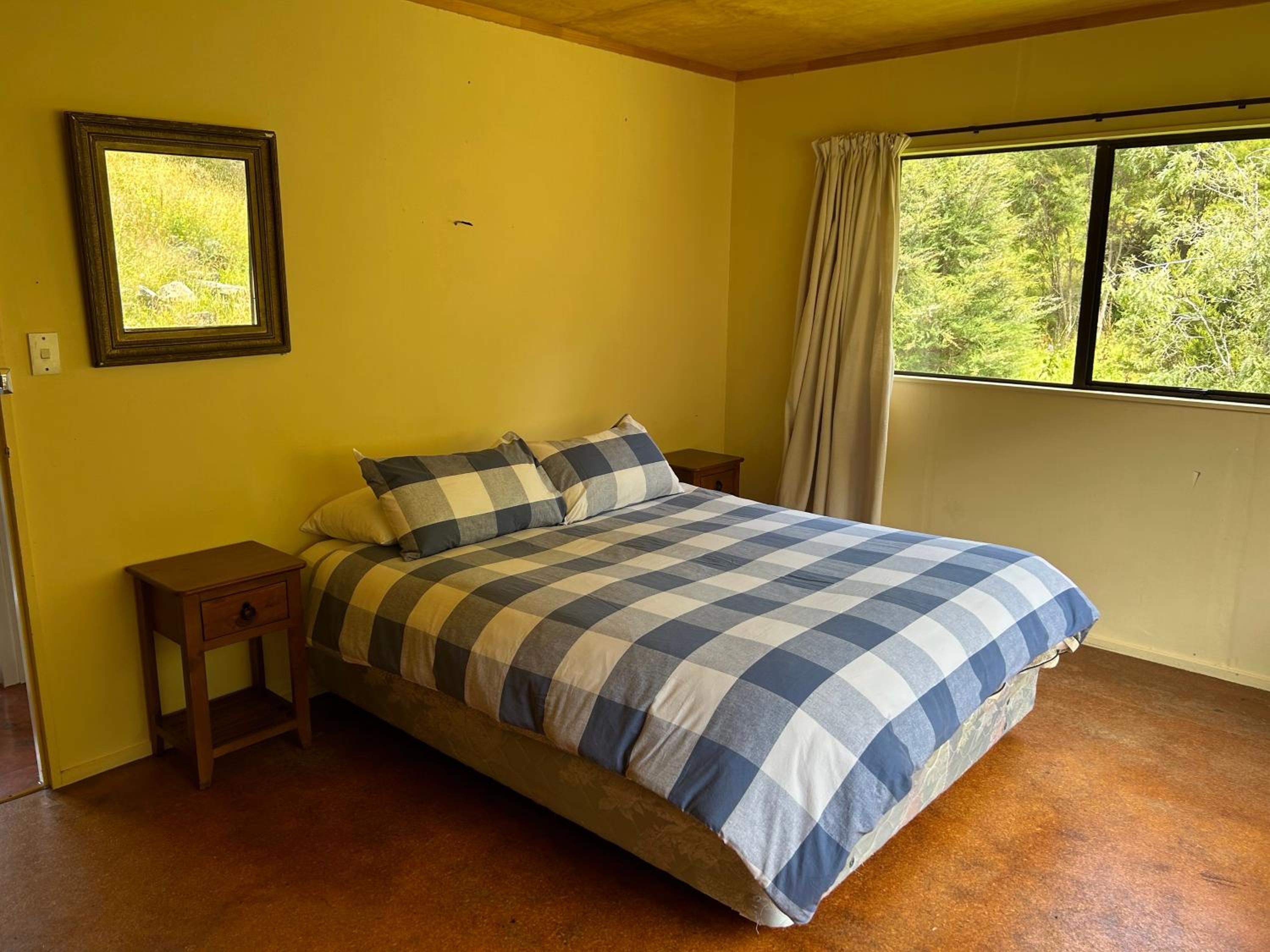 Three-Bedroom House - Photo 1