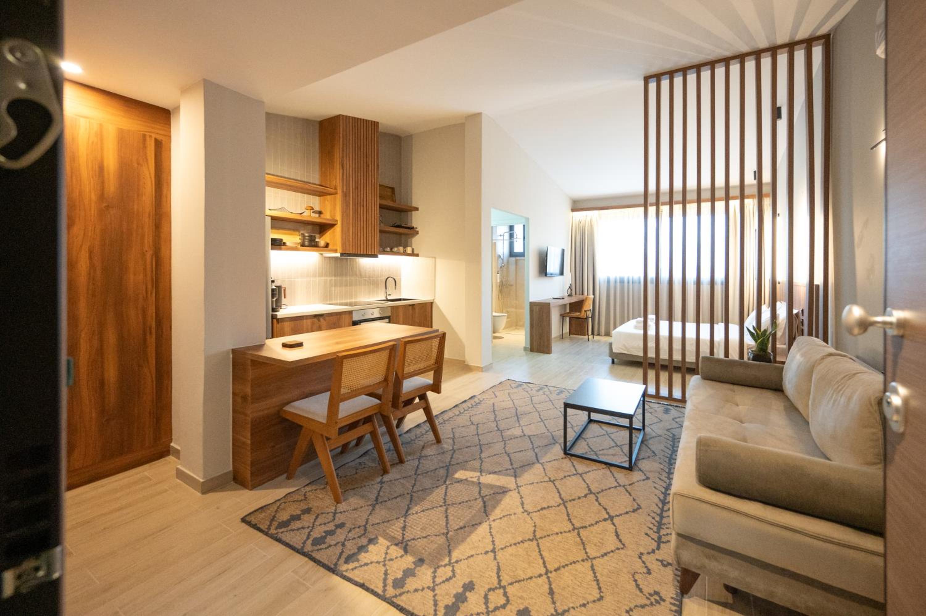 Deluxe Quadruple Room