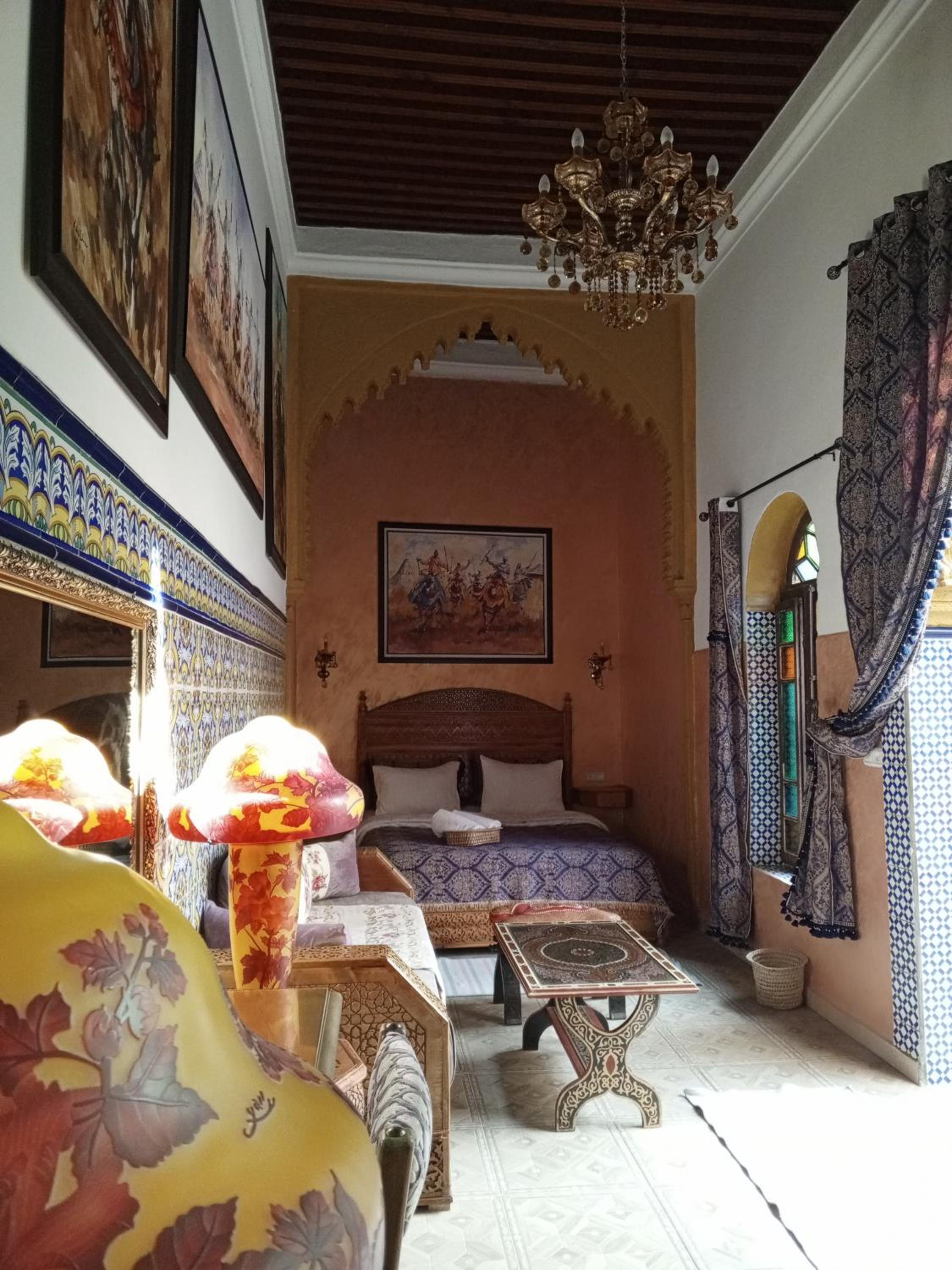 Superior King Room - Photo 7