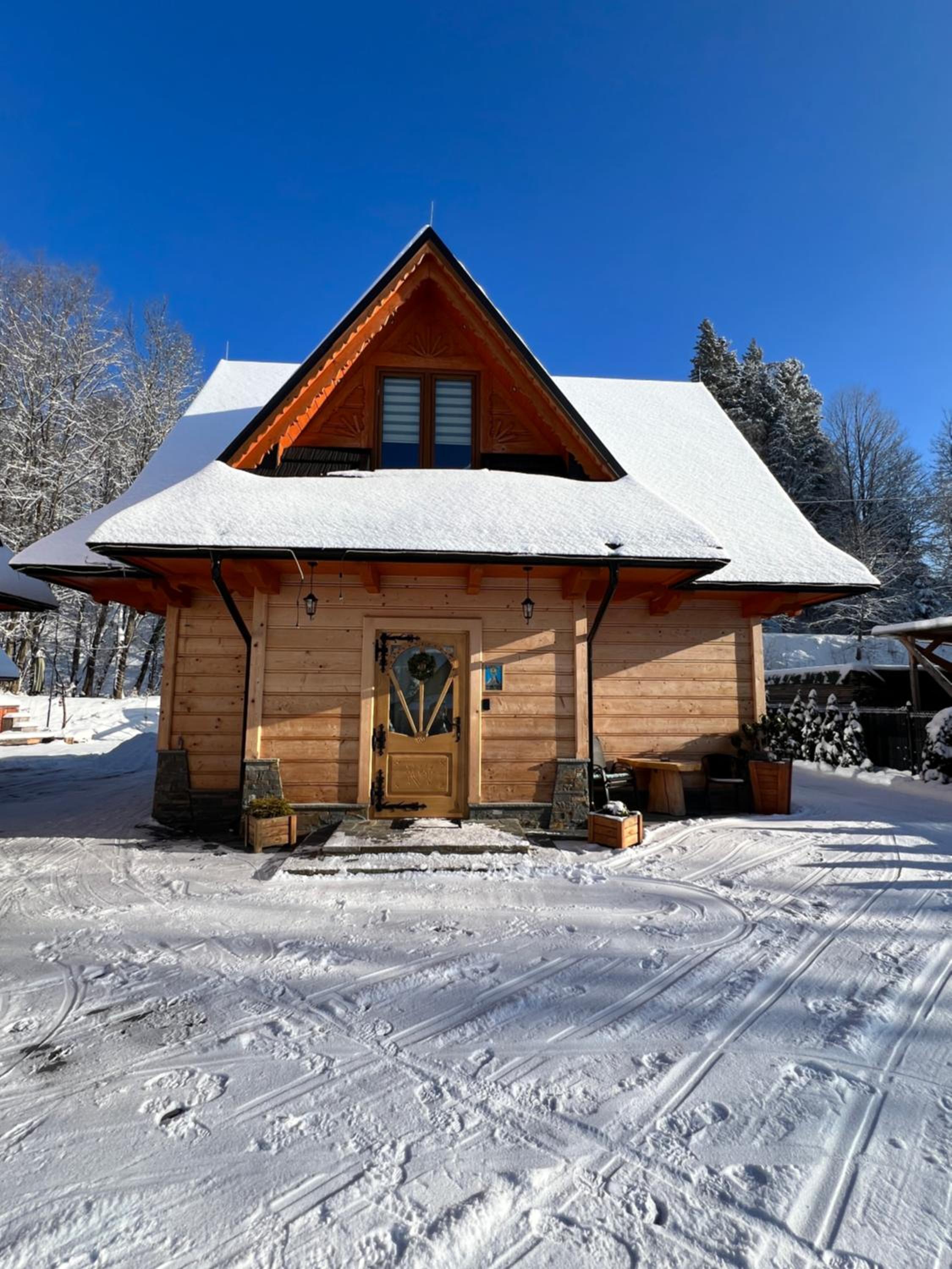 Three-Bedroom Chalet photo 3