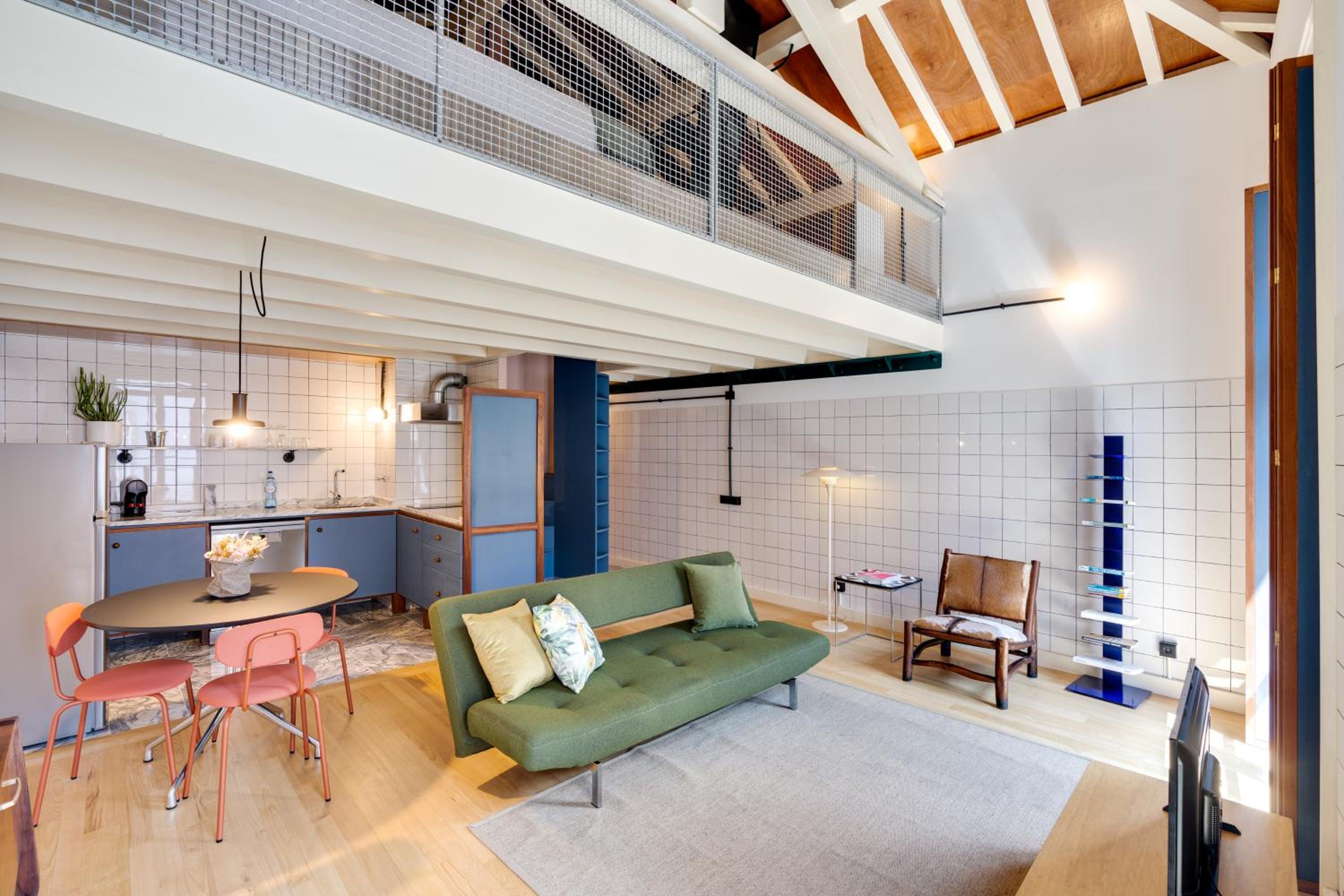 Deluxe Apartment
