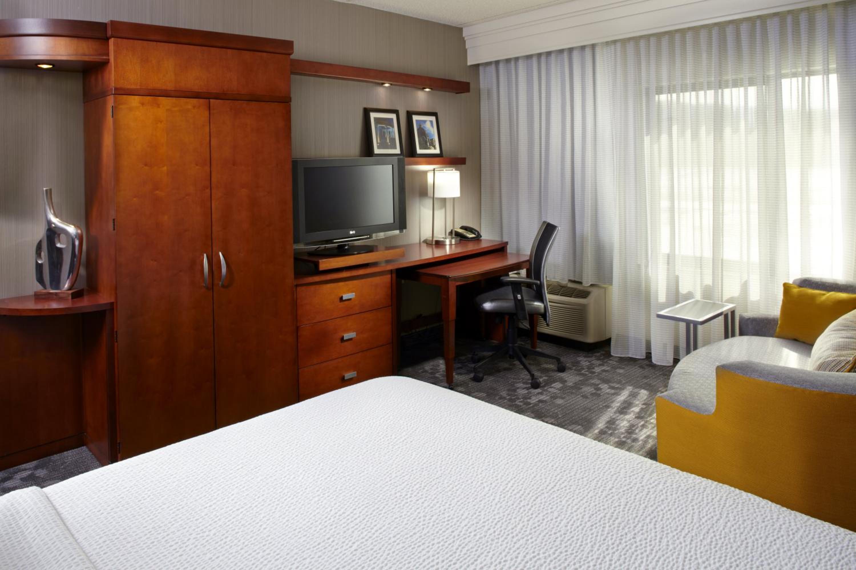 King Room with View - Photo 1