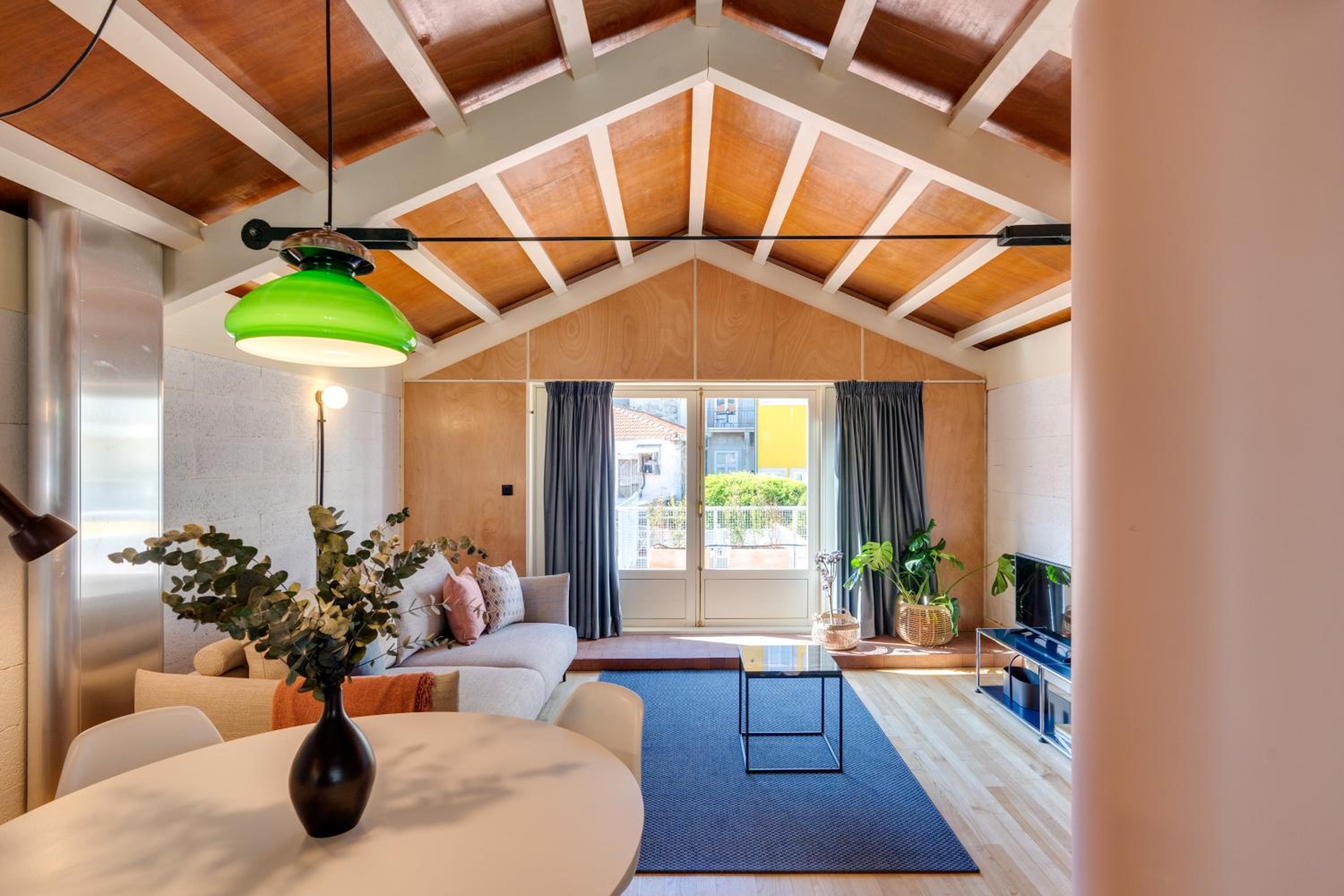 Superior Apartment