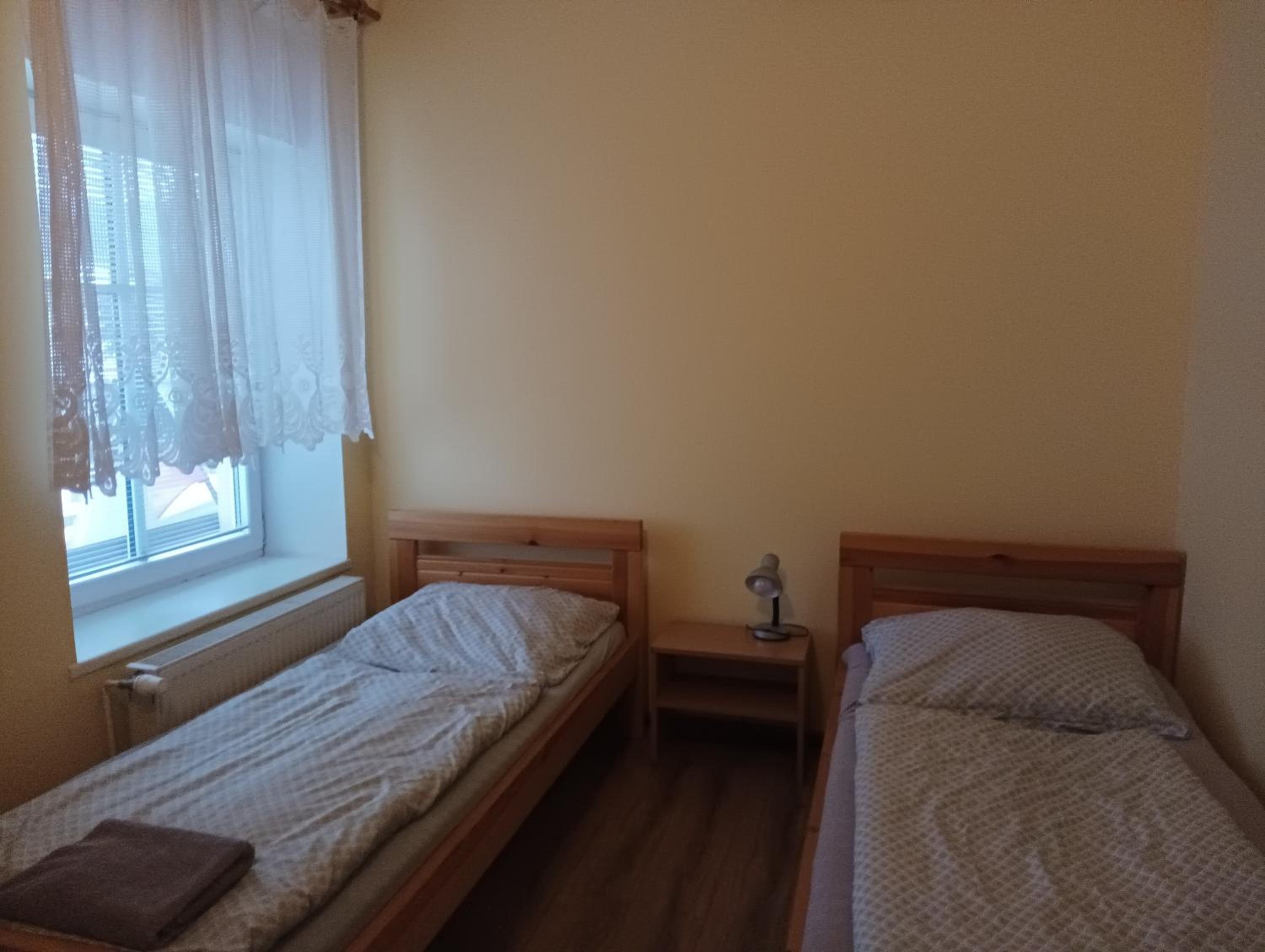 Twin Room - Photo 1