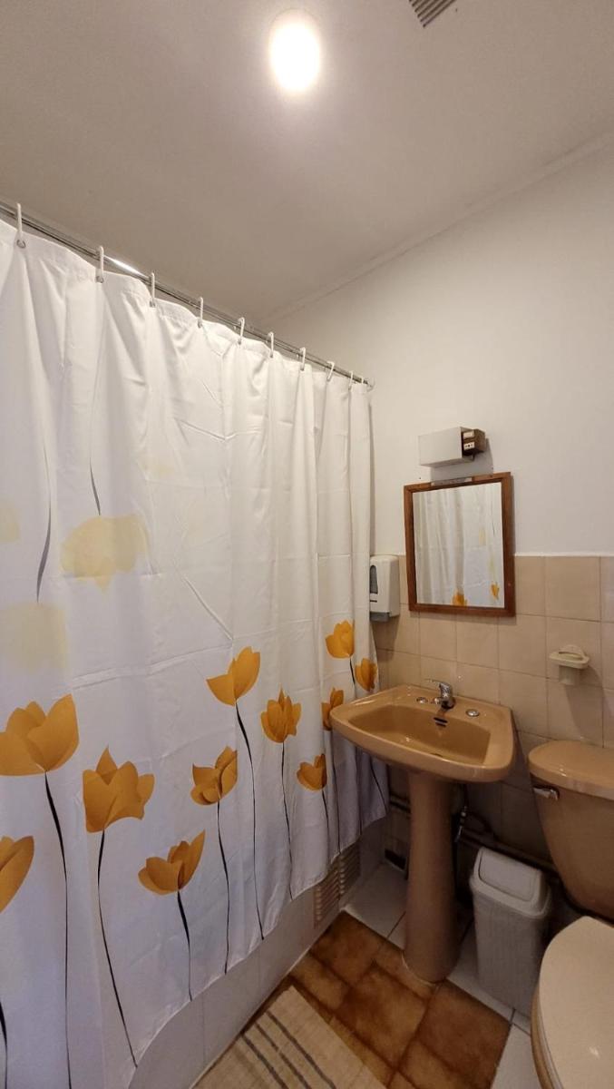 Twin Room with Bathroom photo 1