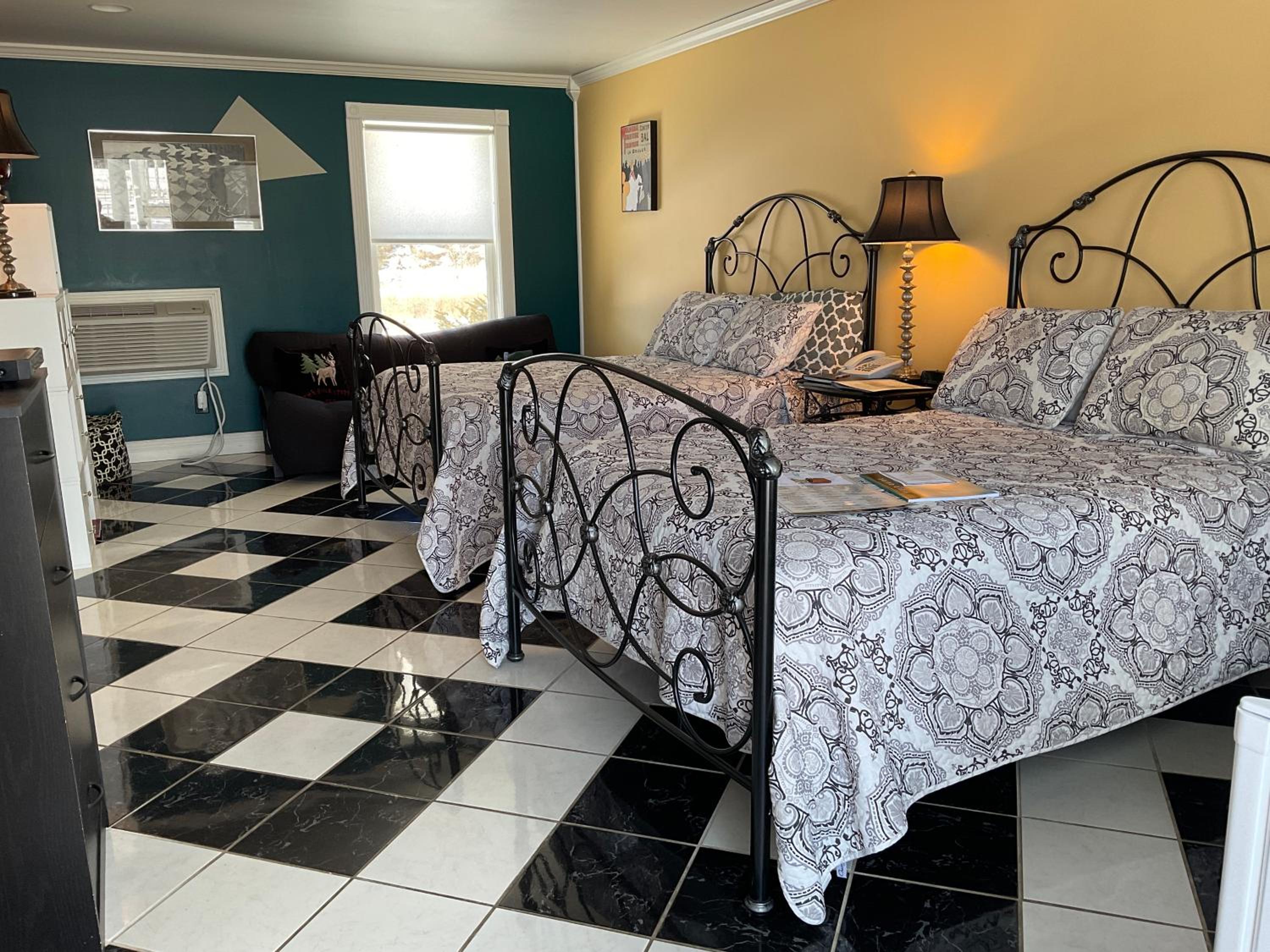 Double Room with Extra Bed - Photo 1