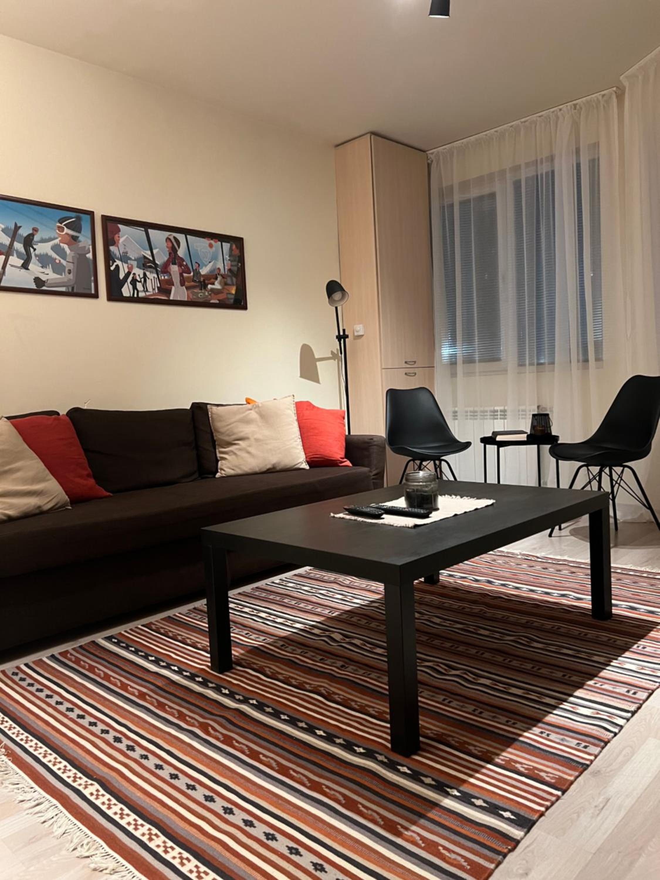 Two-Bedroom Apartment with Balcony photo 3