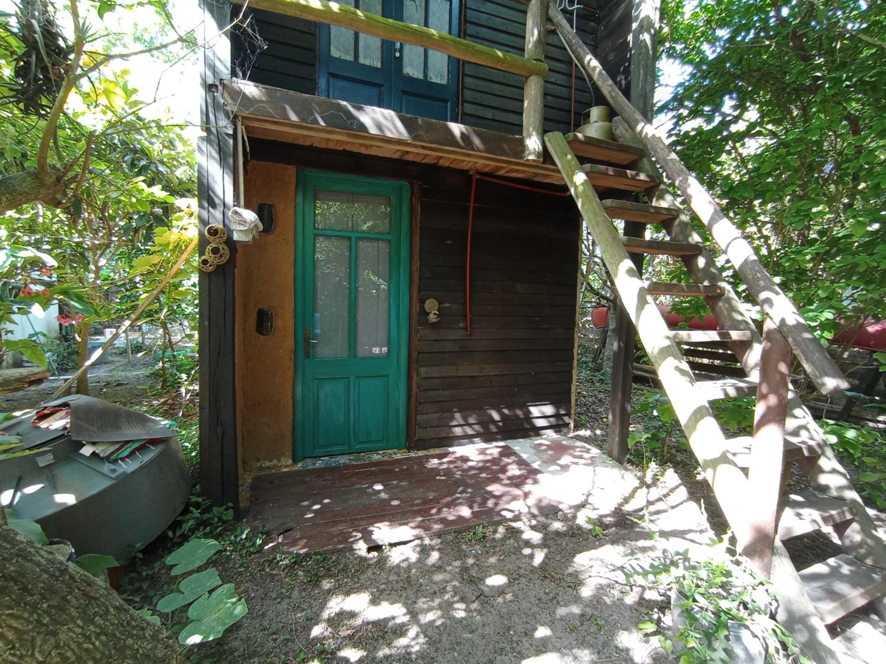 Twin Room with Private Bathroom photo 2