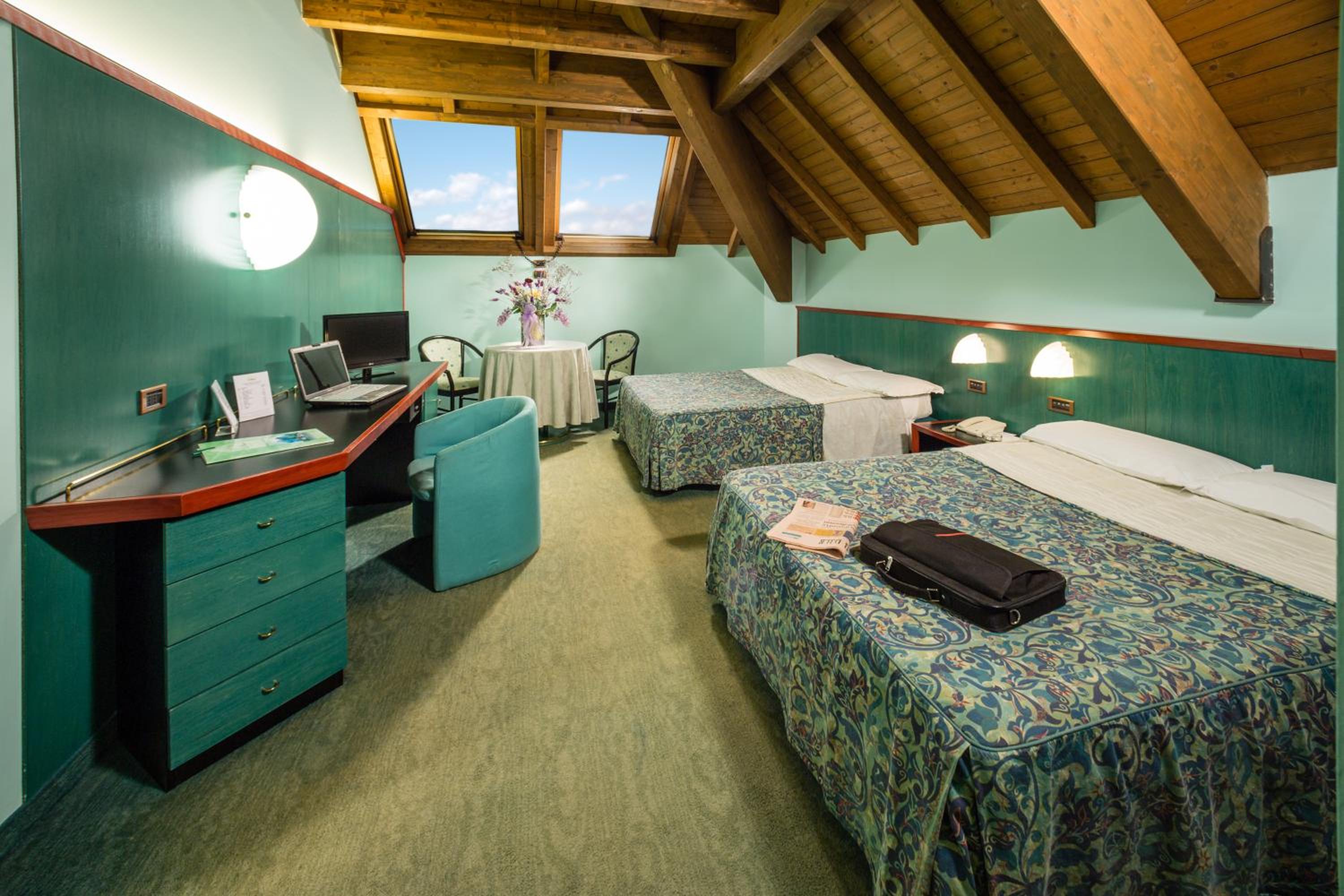 Deluxe Double Room photo 2
