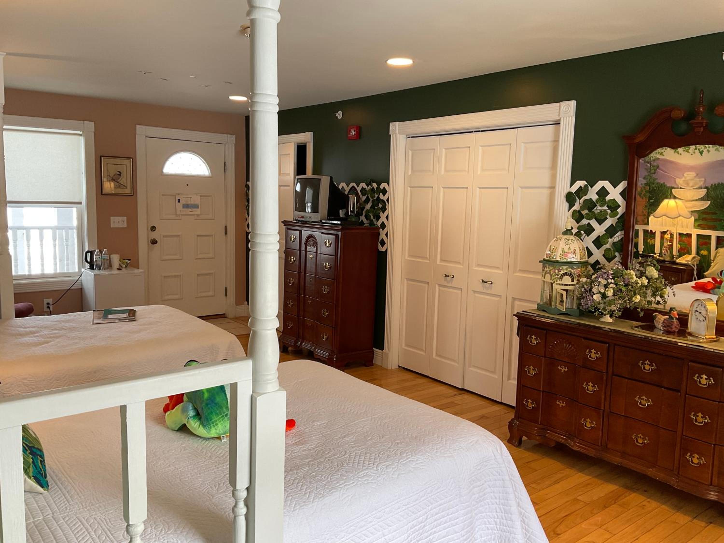 Standard Double Room - Photo 2