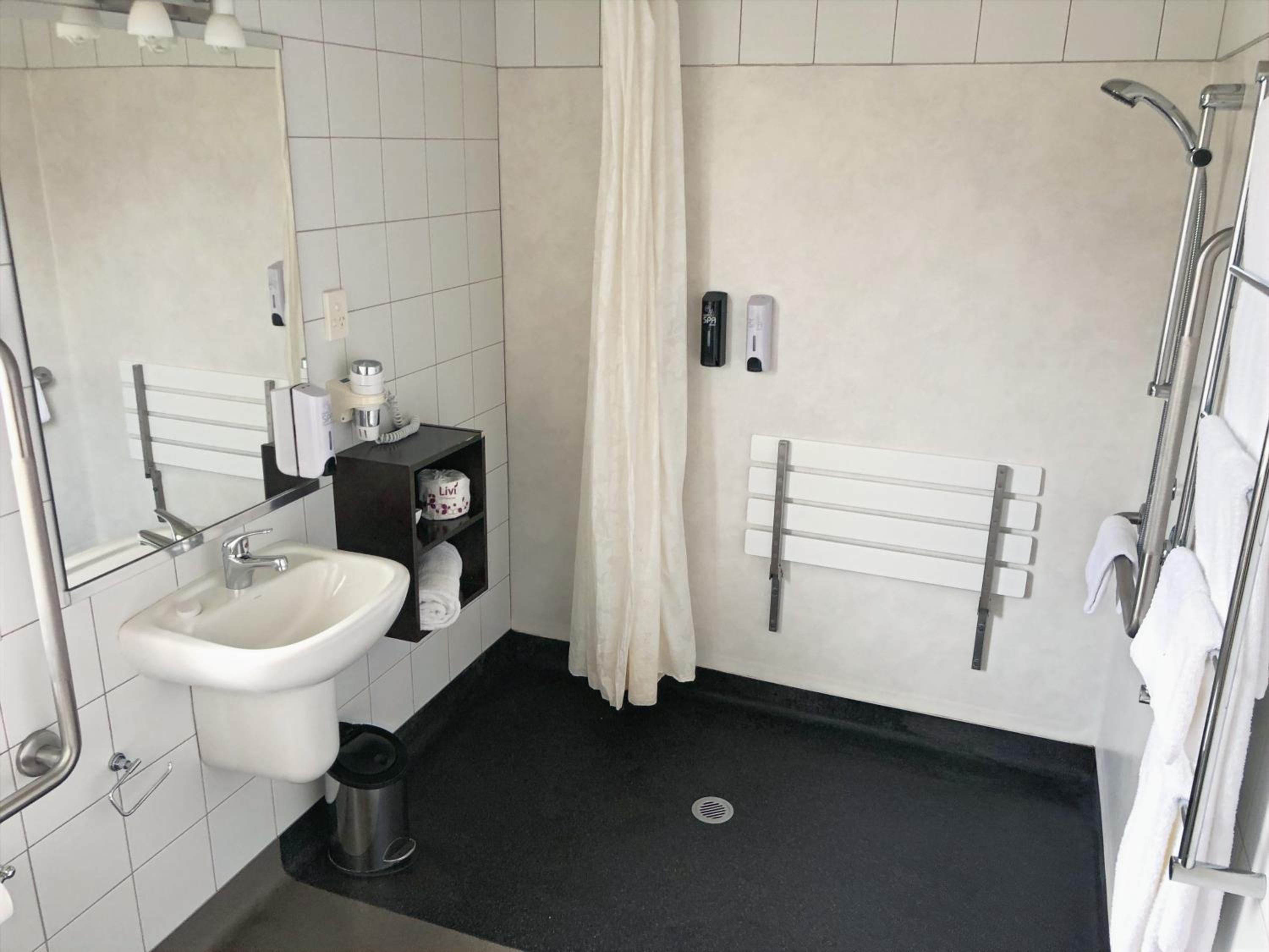 Studio - Disability Access photo 2