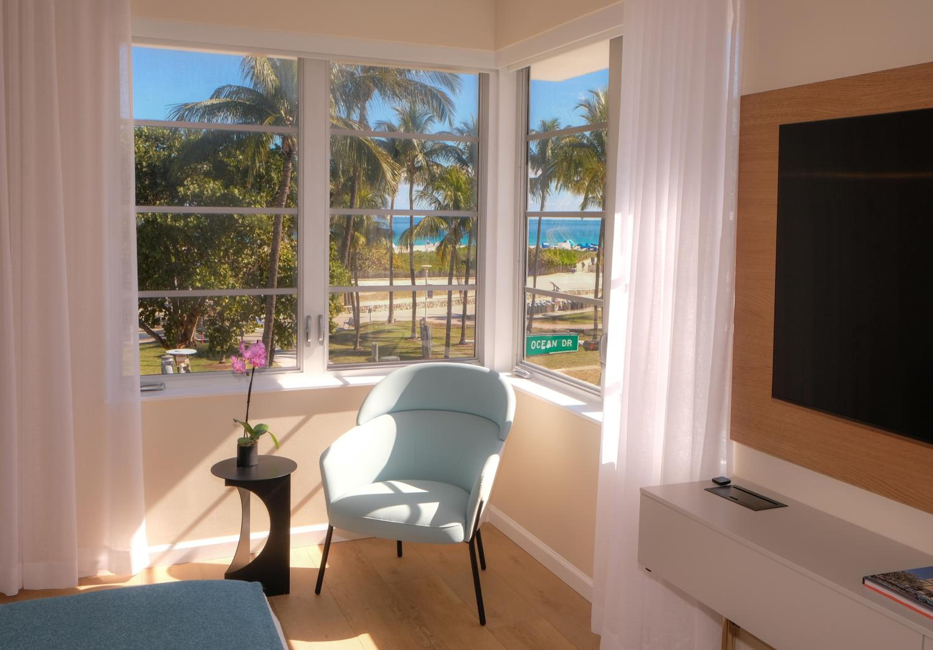 Ocean Front Corner King - Photo 4