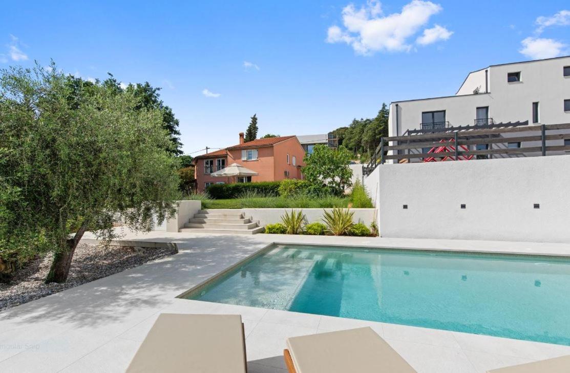 Villa with Private Pool photo 2