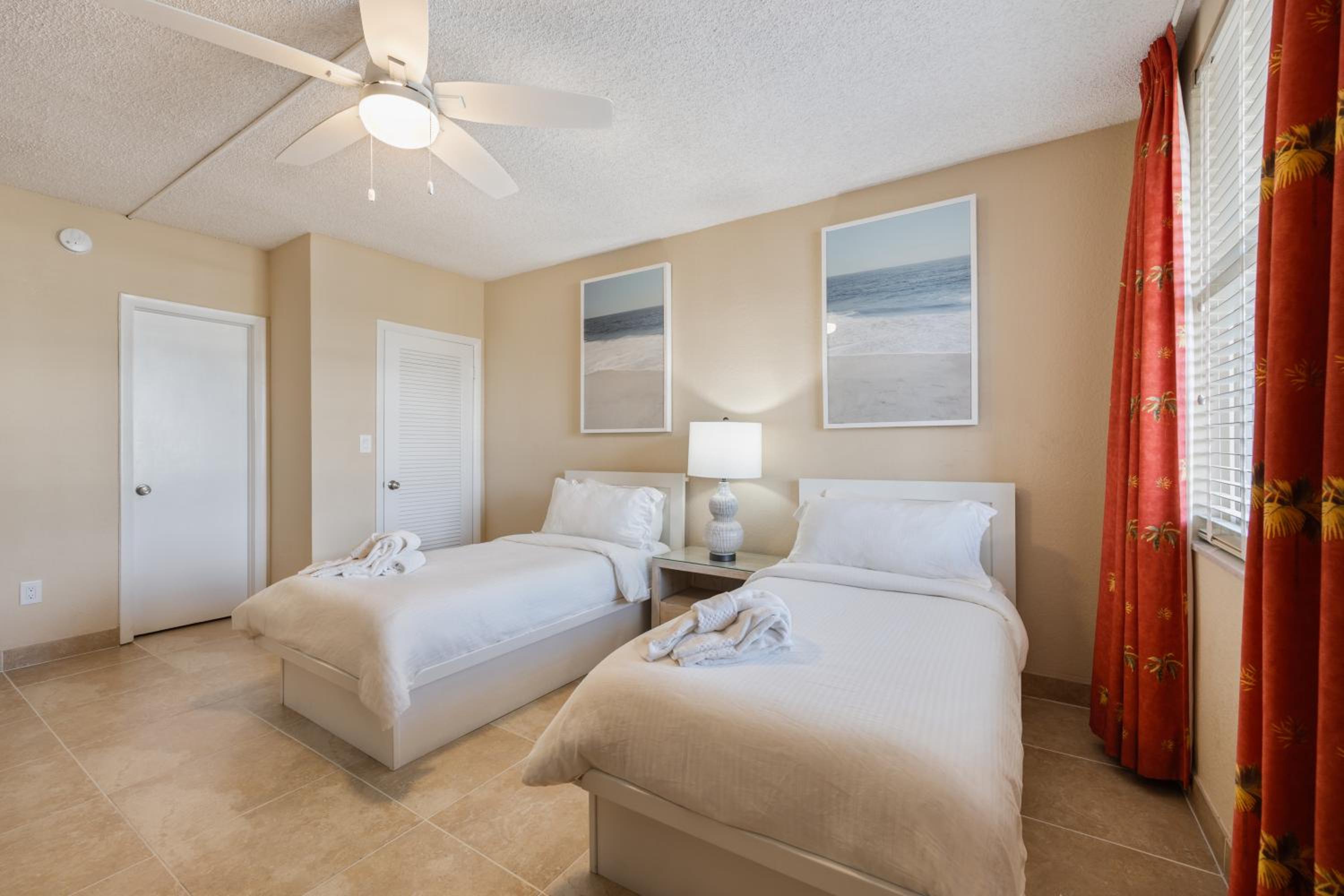Two-Bedroom Apartment - Photo 1