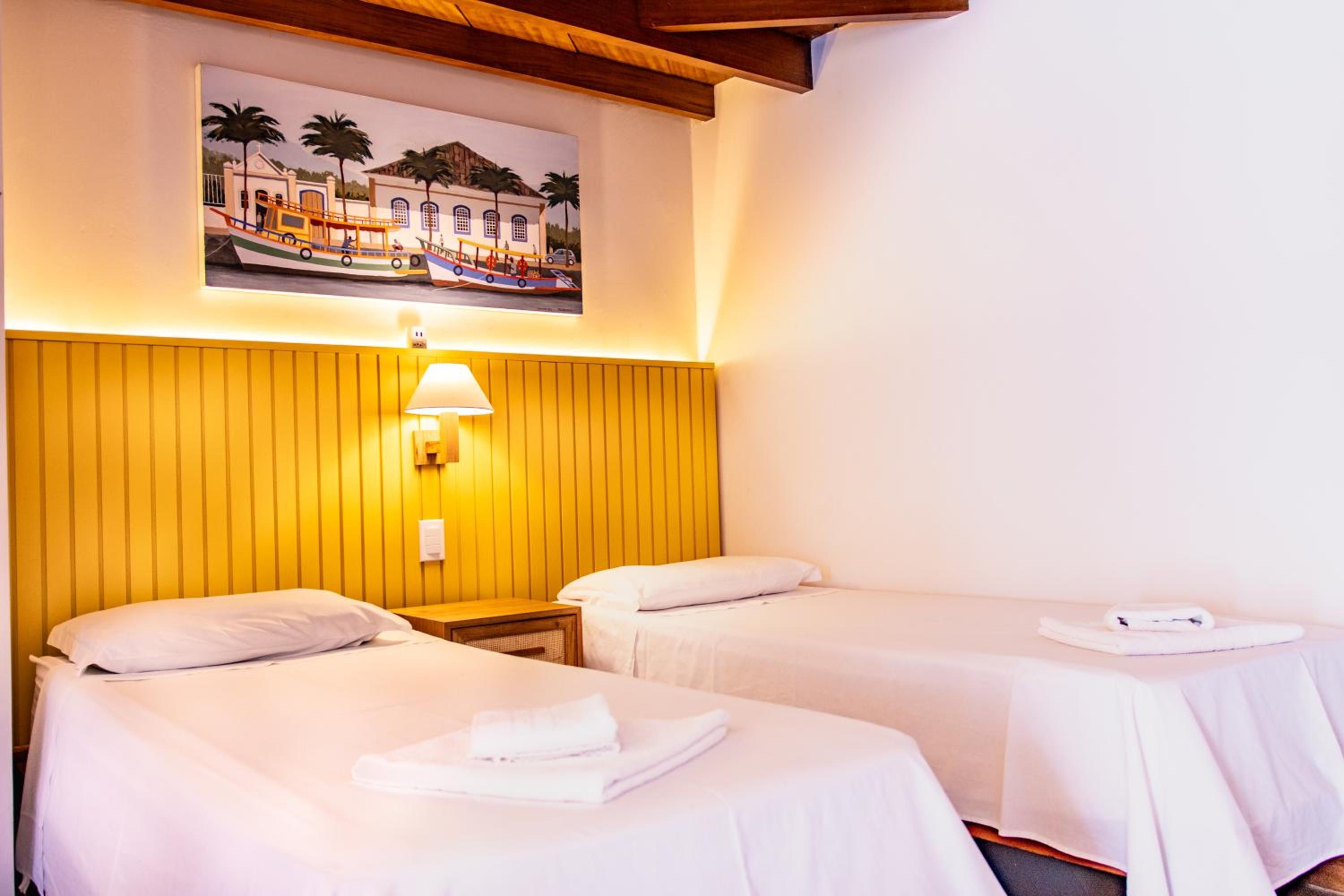 Luxury Quadruple Room - Photo 14