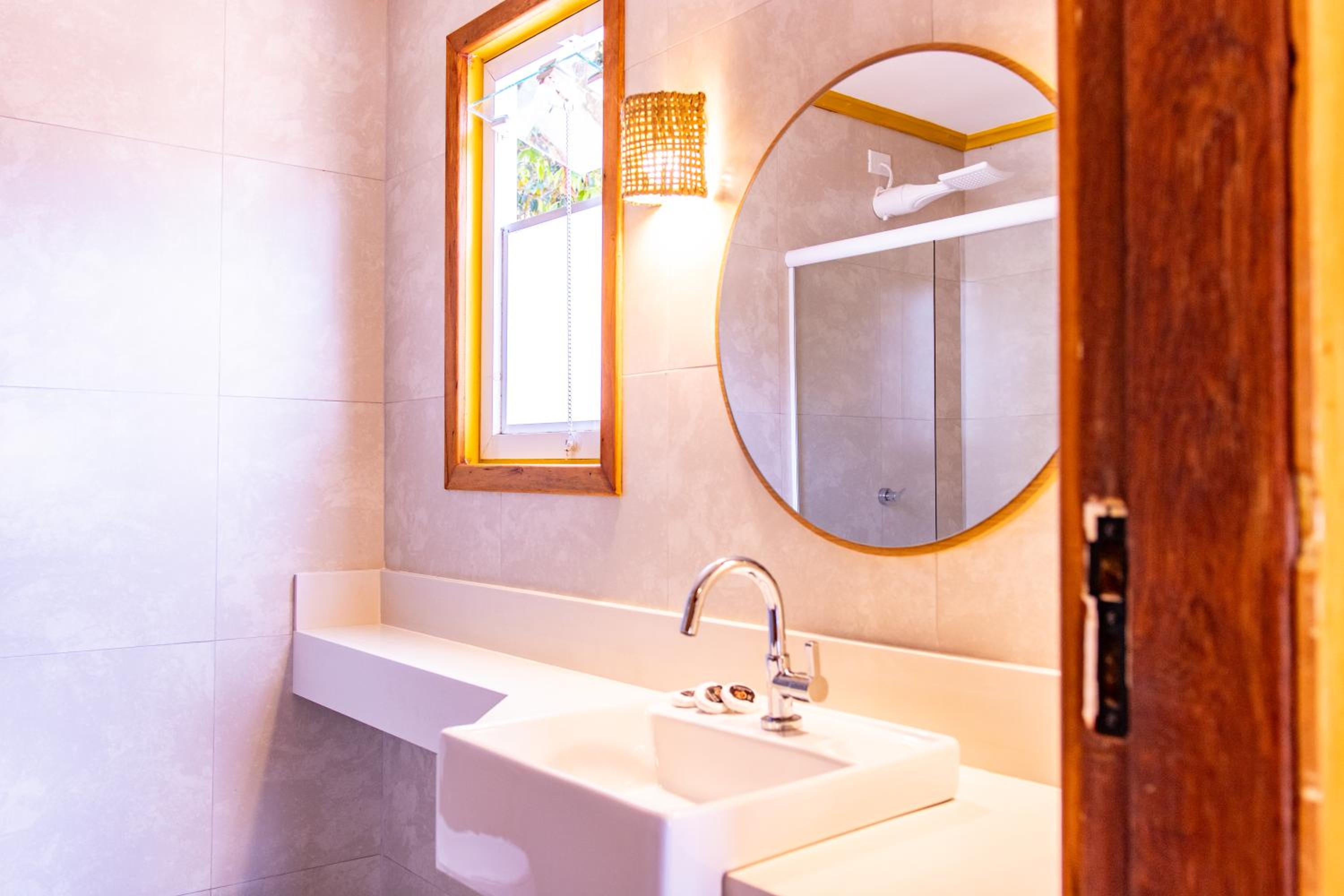 Luxury Quadruple Room - Photo 12