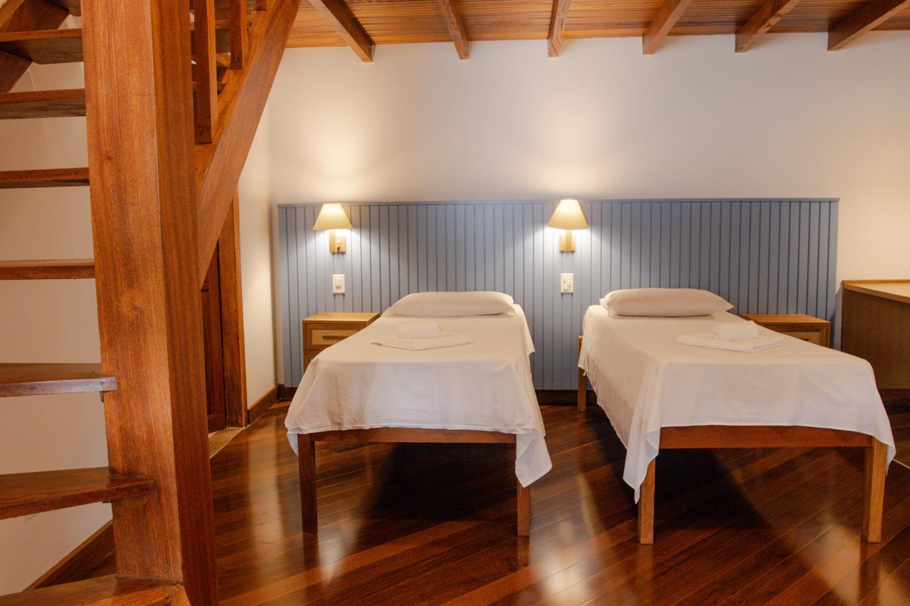 Luxury Quadruple Room - Photo 11