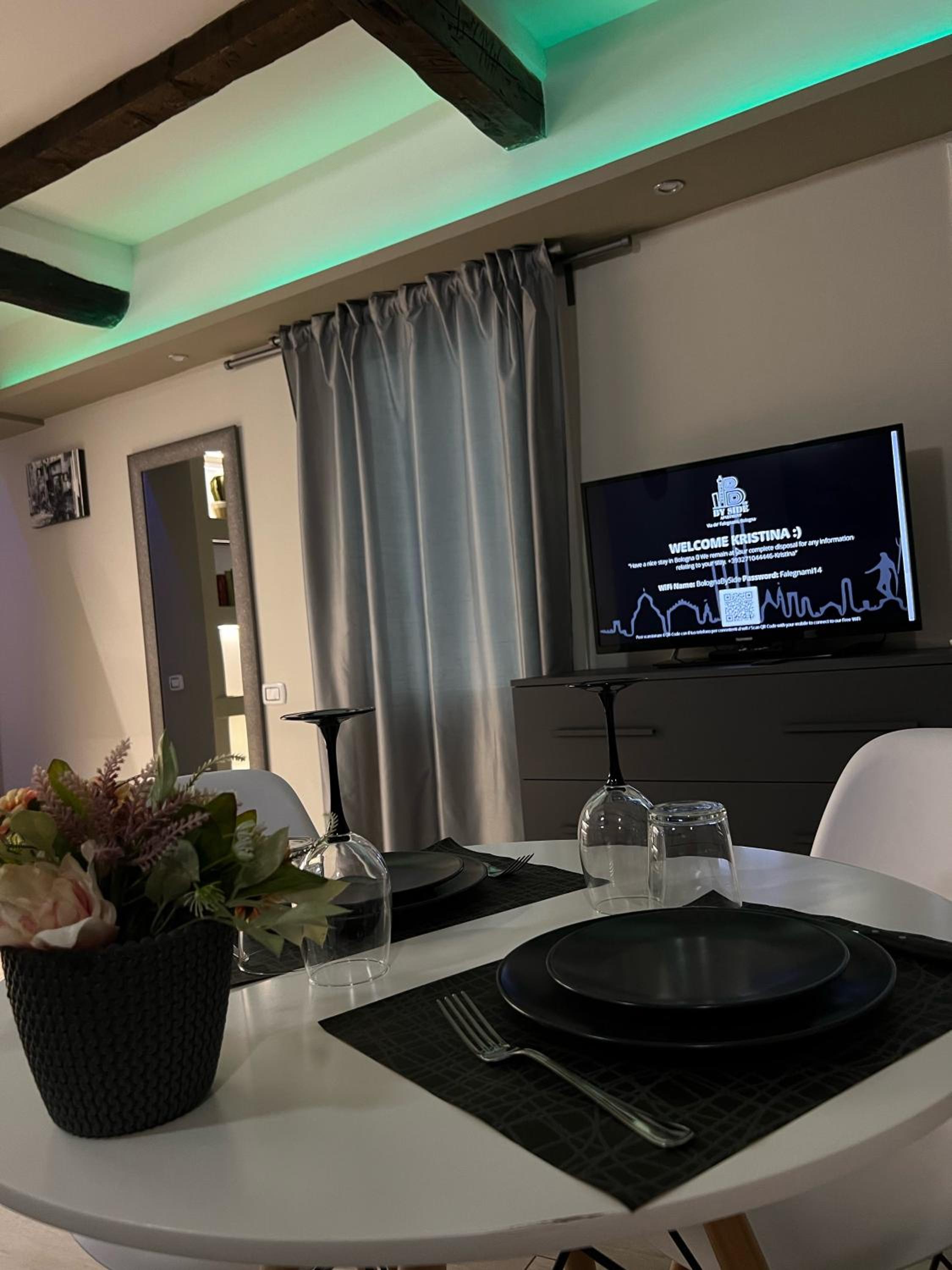One-Bedroom Apartment - Photo 21
