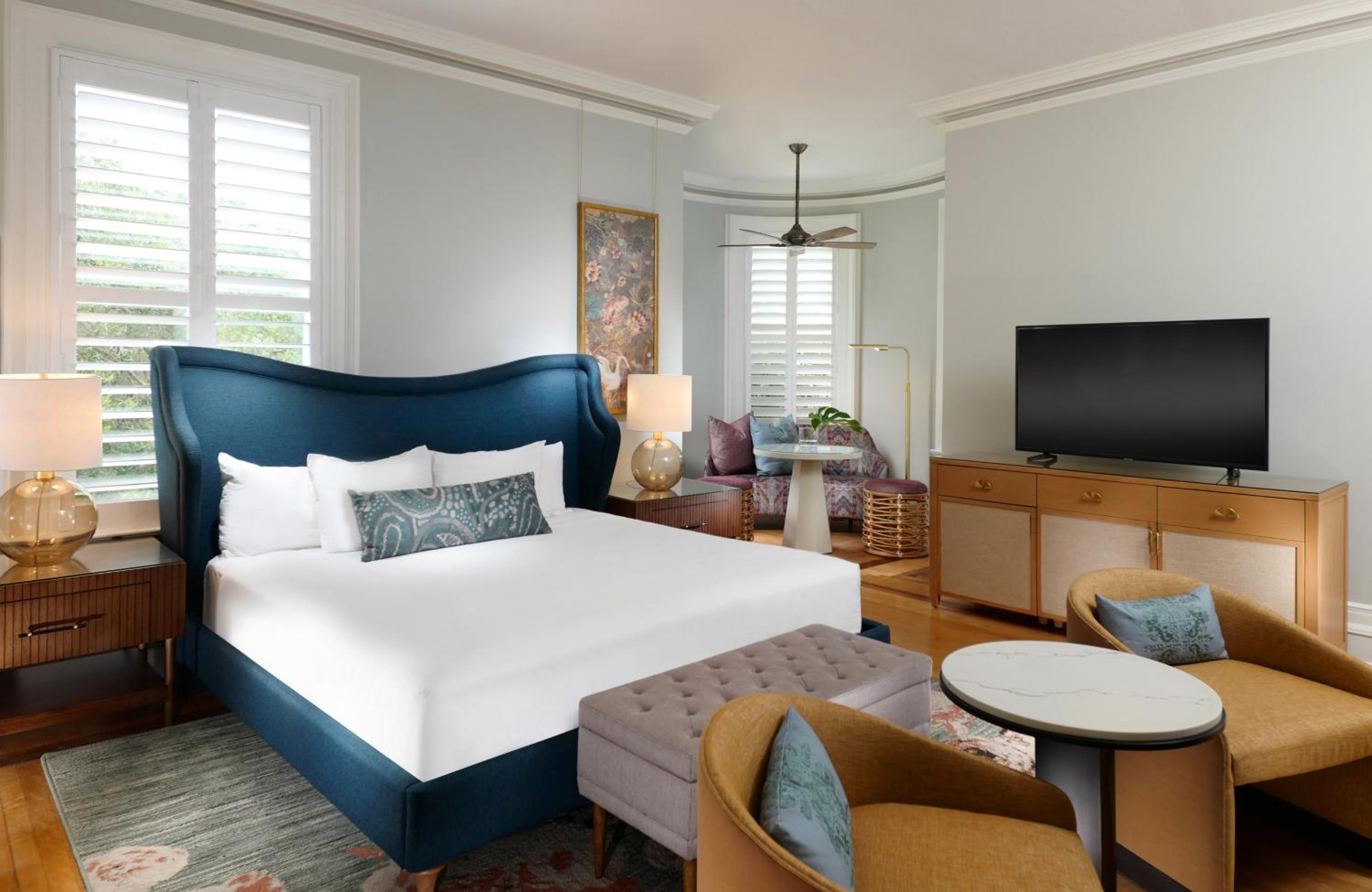 Deluxe King Room - Photo 2