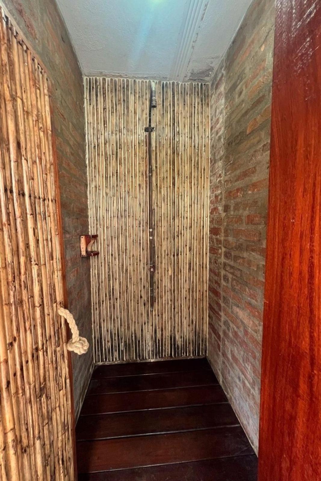 Triple Room With Shared Bathroom photo 2