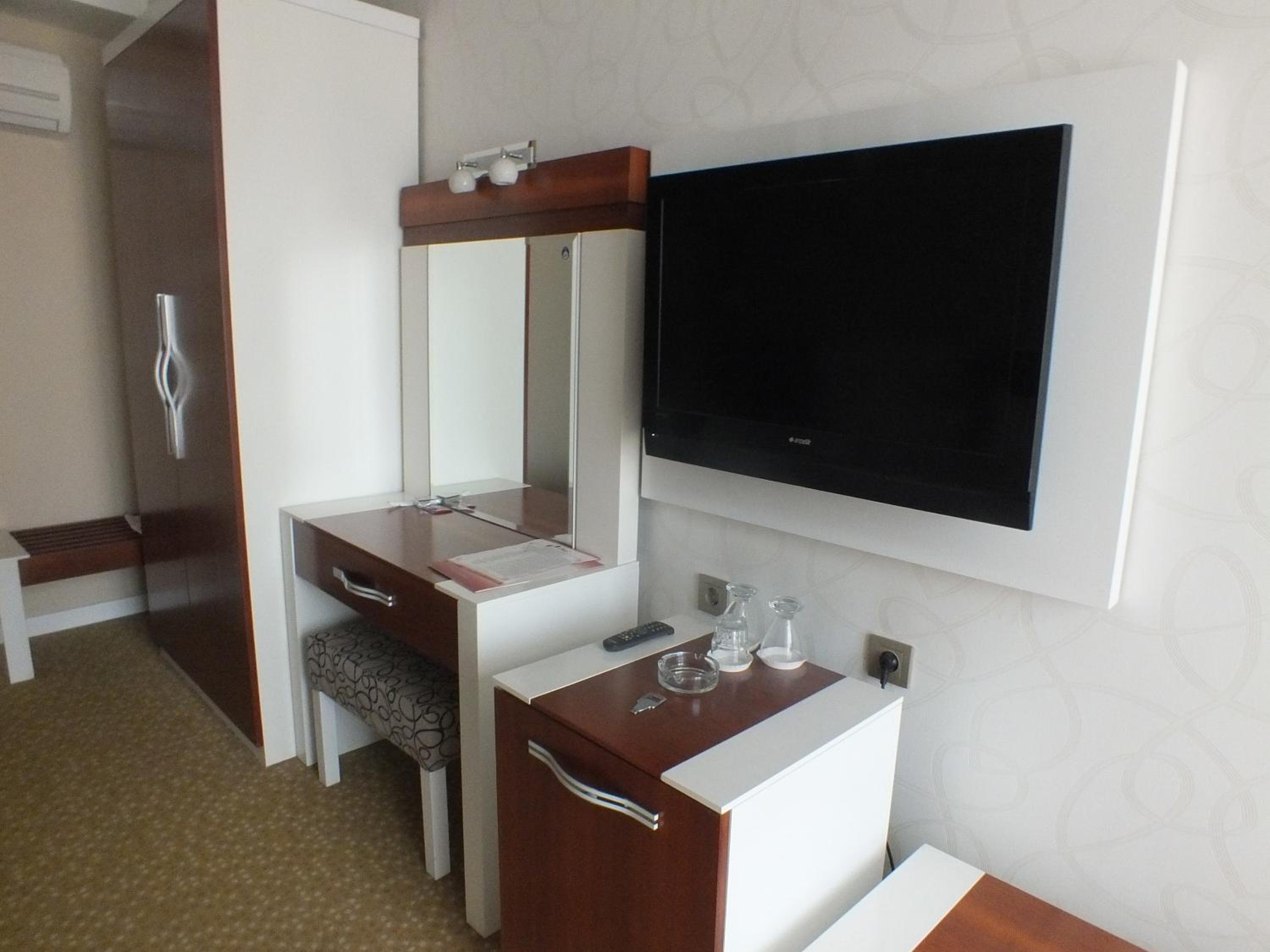 Standard Triple Room photo 3