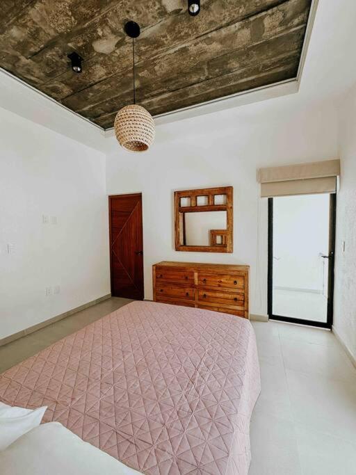 Three-Bedroom Apartment photo 2