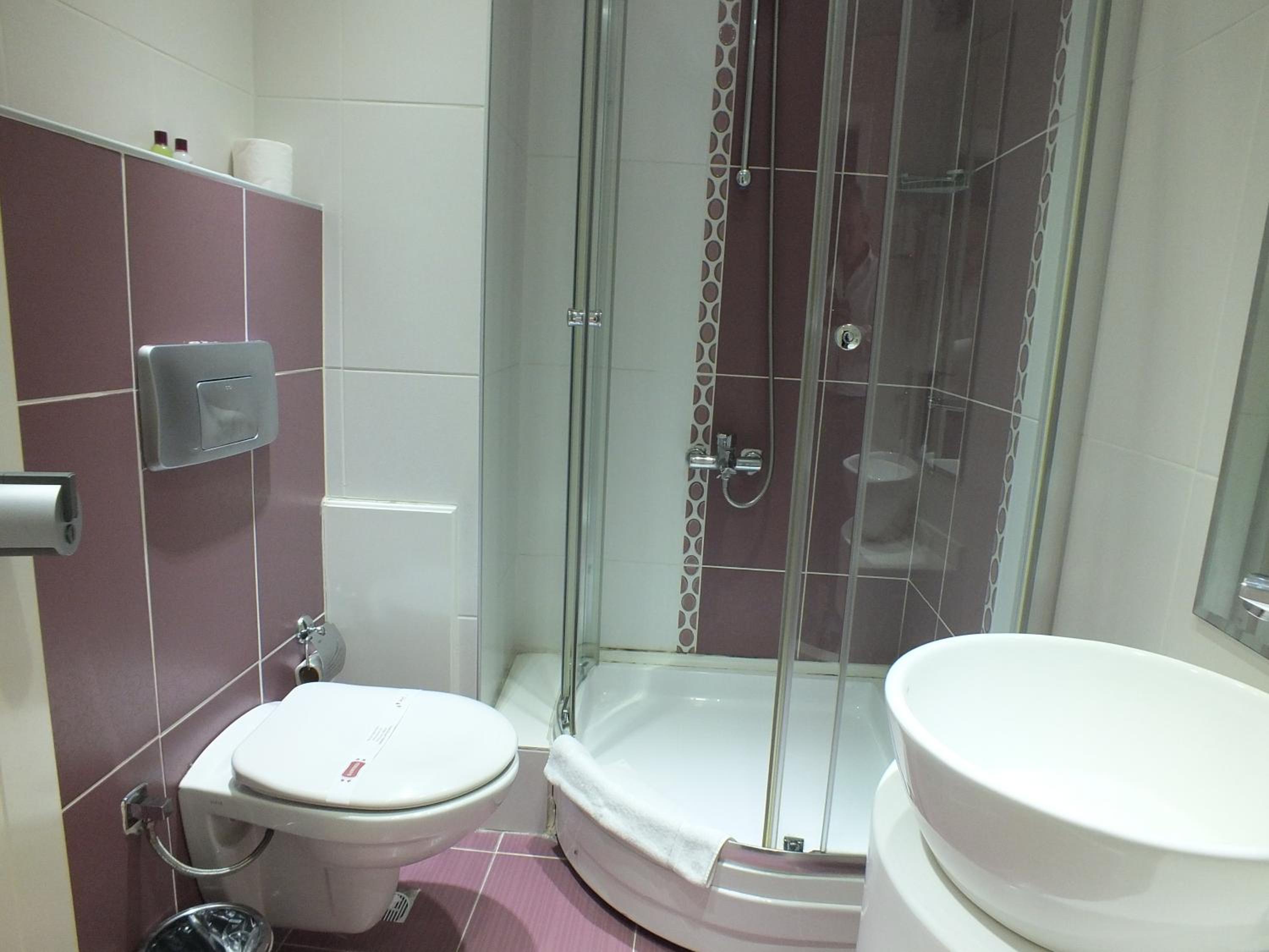 Standard Twin Room photo 2