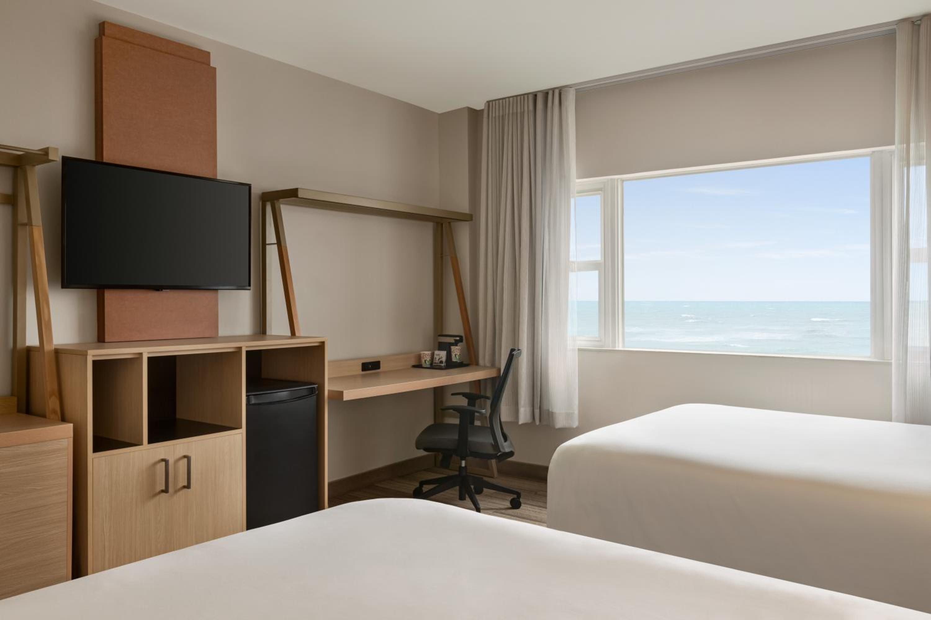 Oceanfront Room with Two Double Beds - Photo 4