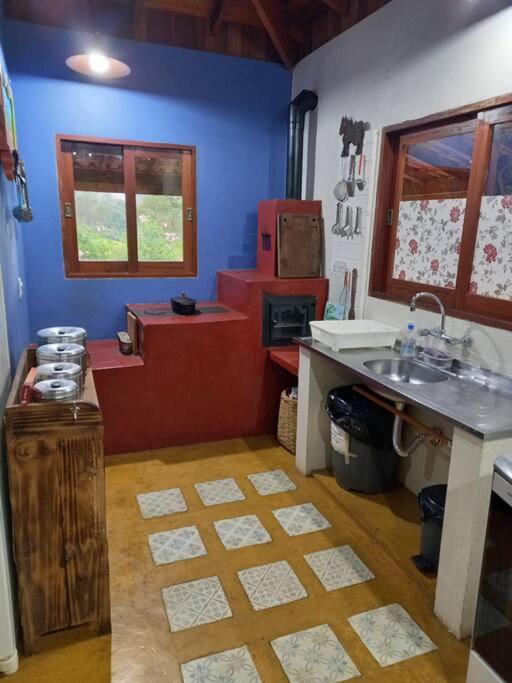 Three-Bedroom House photo 2