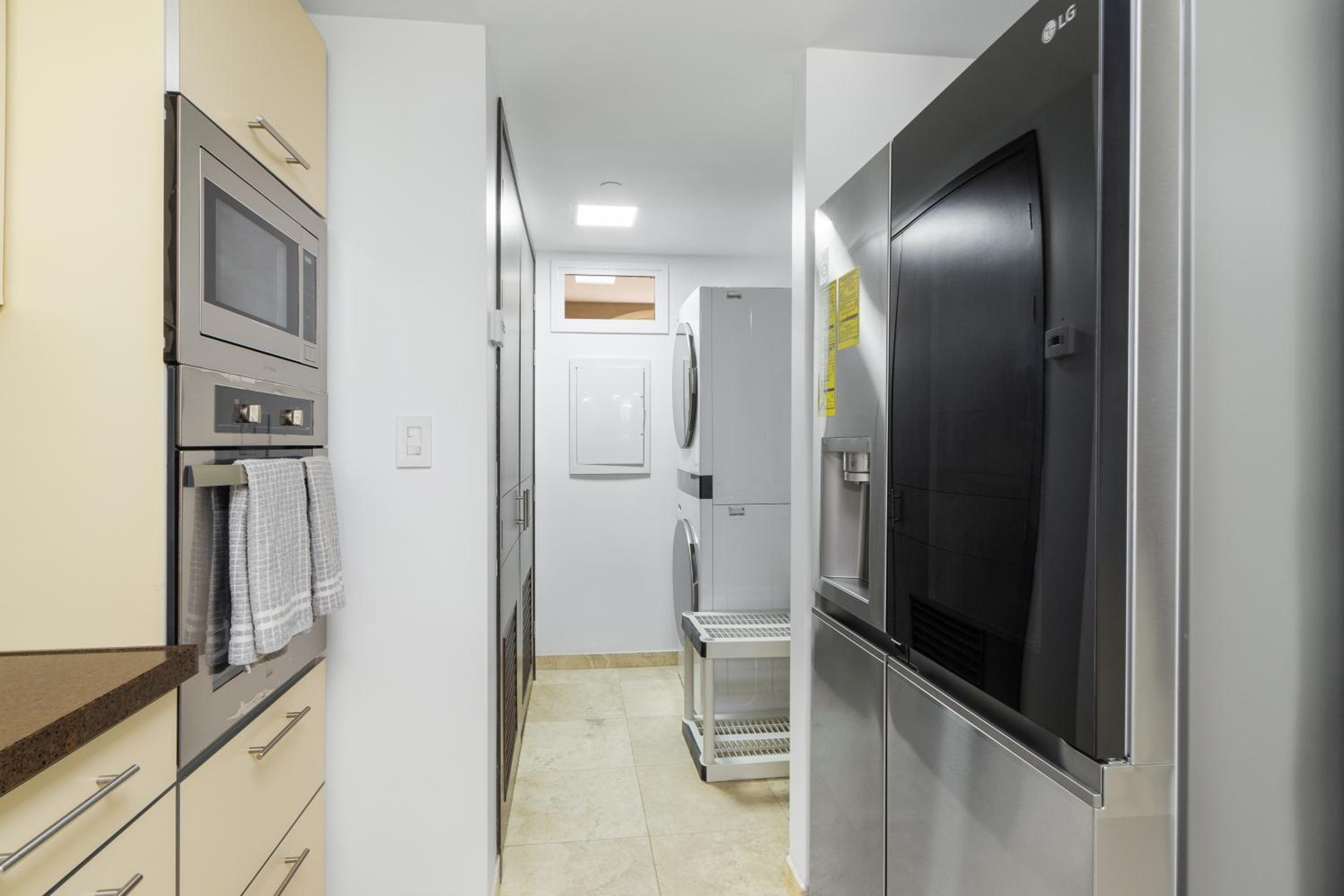 Two-Bedroom Apartment photo 2