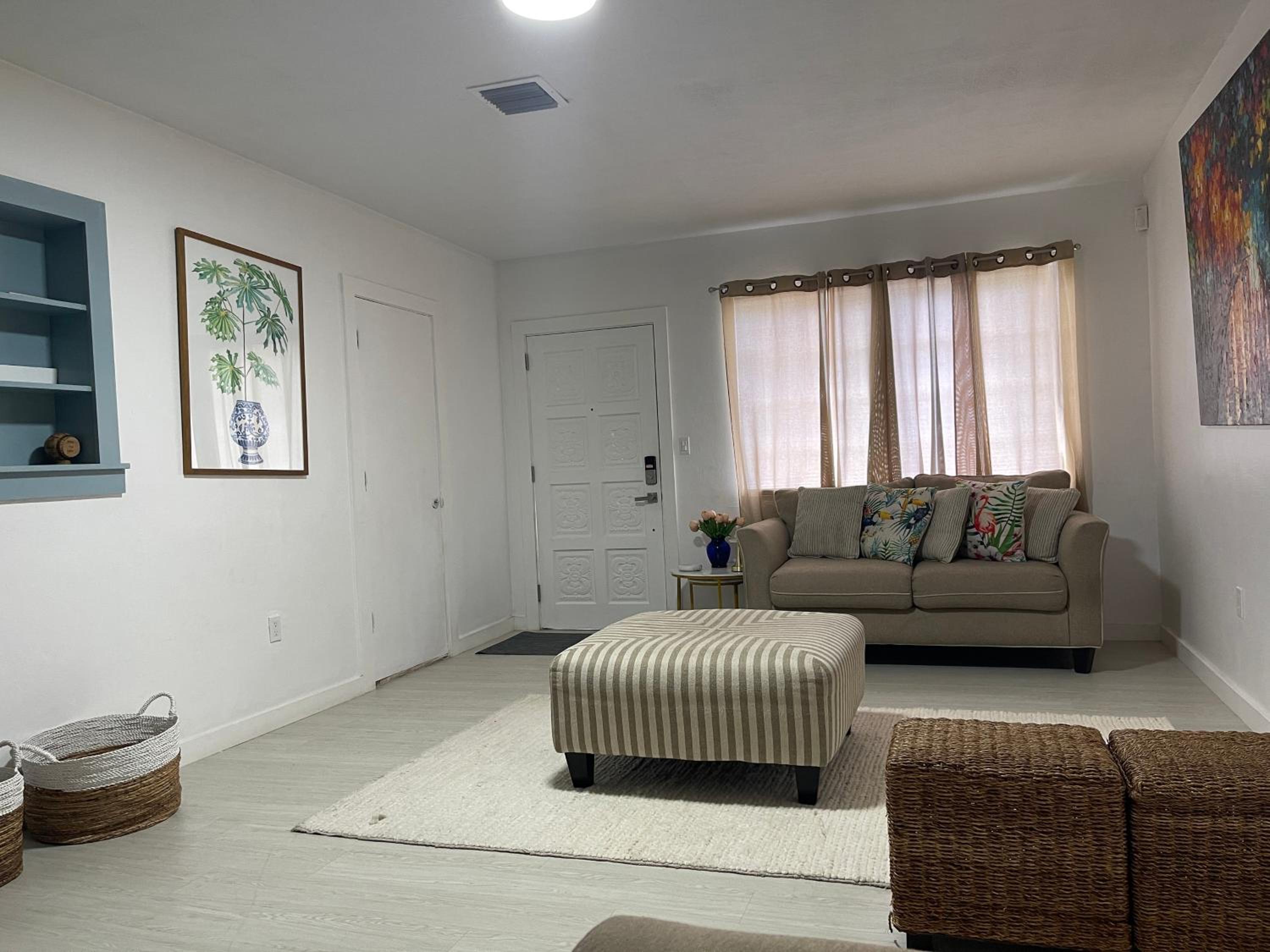 Four-Bedroom House photo 1