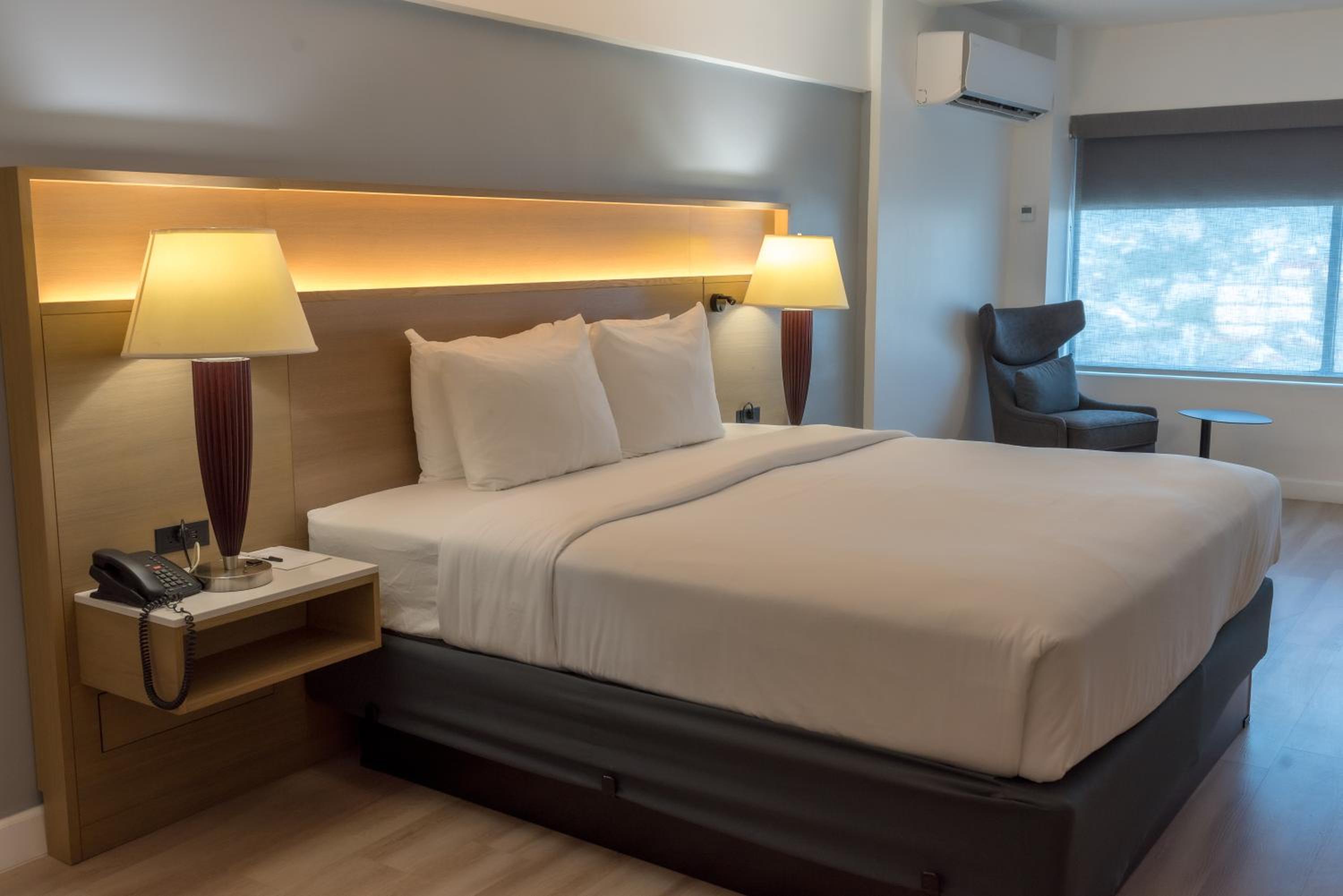 Premium King Room