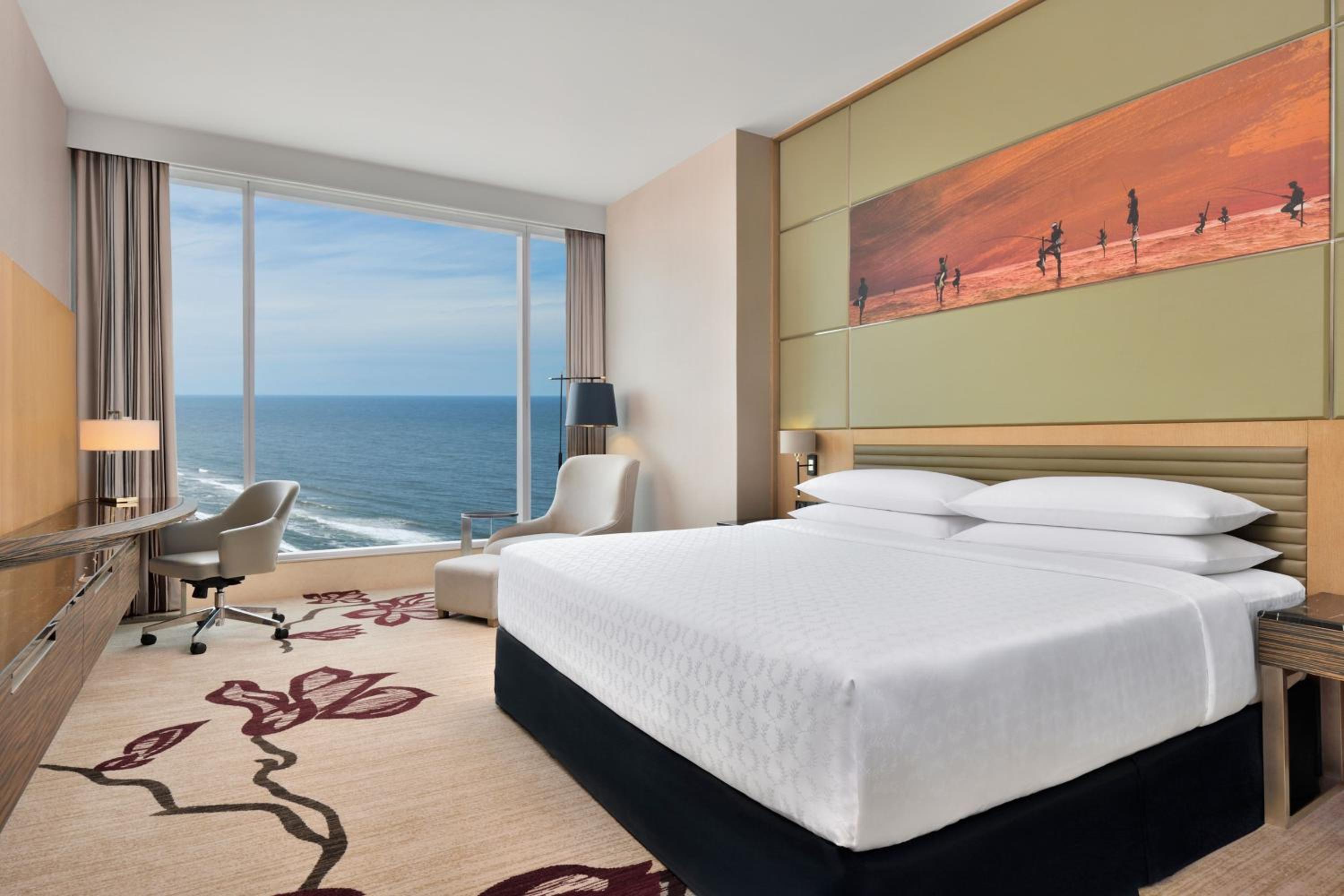 Sheraton Club King Room with Ocean View - Club Lounge Access with 15% spa discount per room + 15% F&B discount per room + Early check in and Late Checkout subject to availability - Photo 1