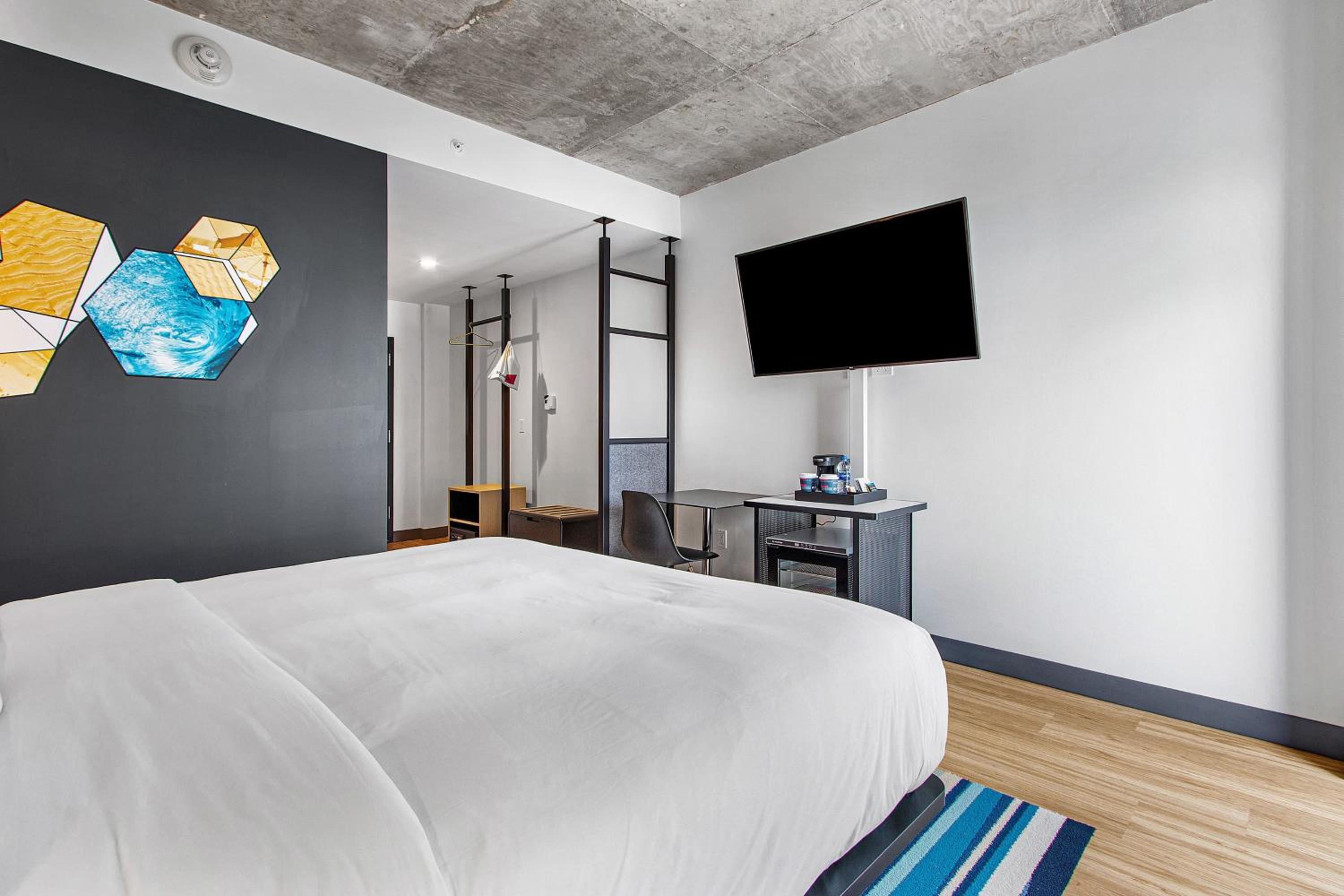 Gästezimmer, 1 Kingsize-Bett, Küstenblick, Balkon